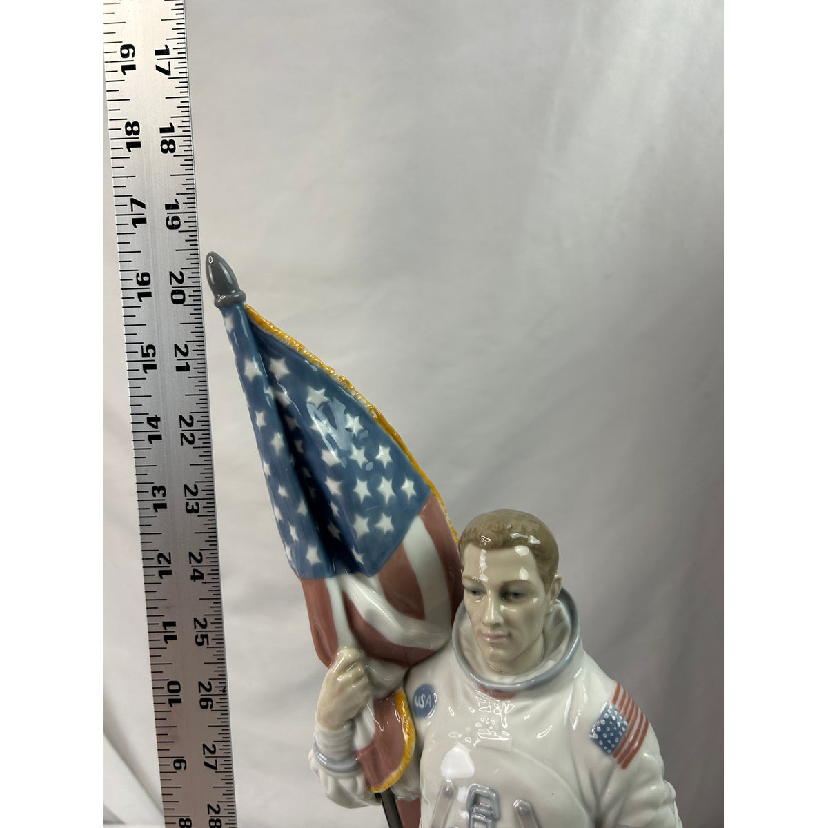Lladro 06168 Apollo Landing Astronaut 25th Anniversary COA Original Box