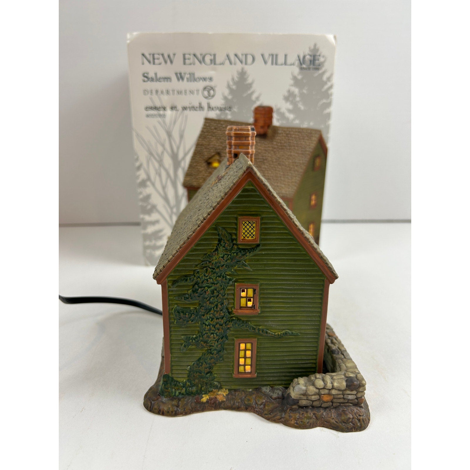 Department 56 Essex St Witch House #4025362 New England Village 2012