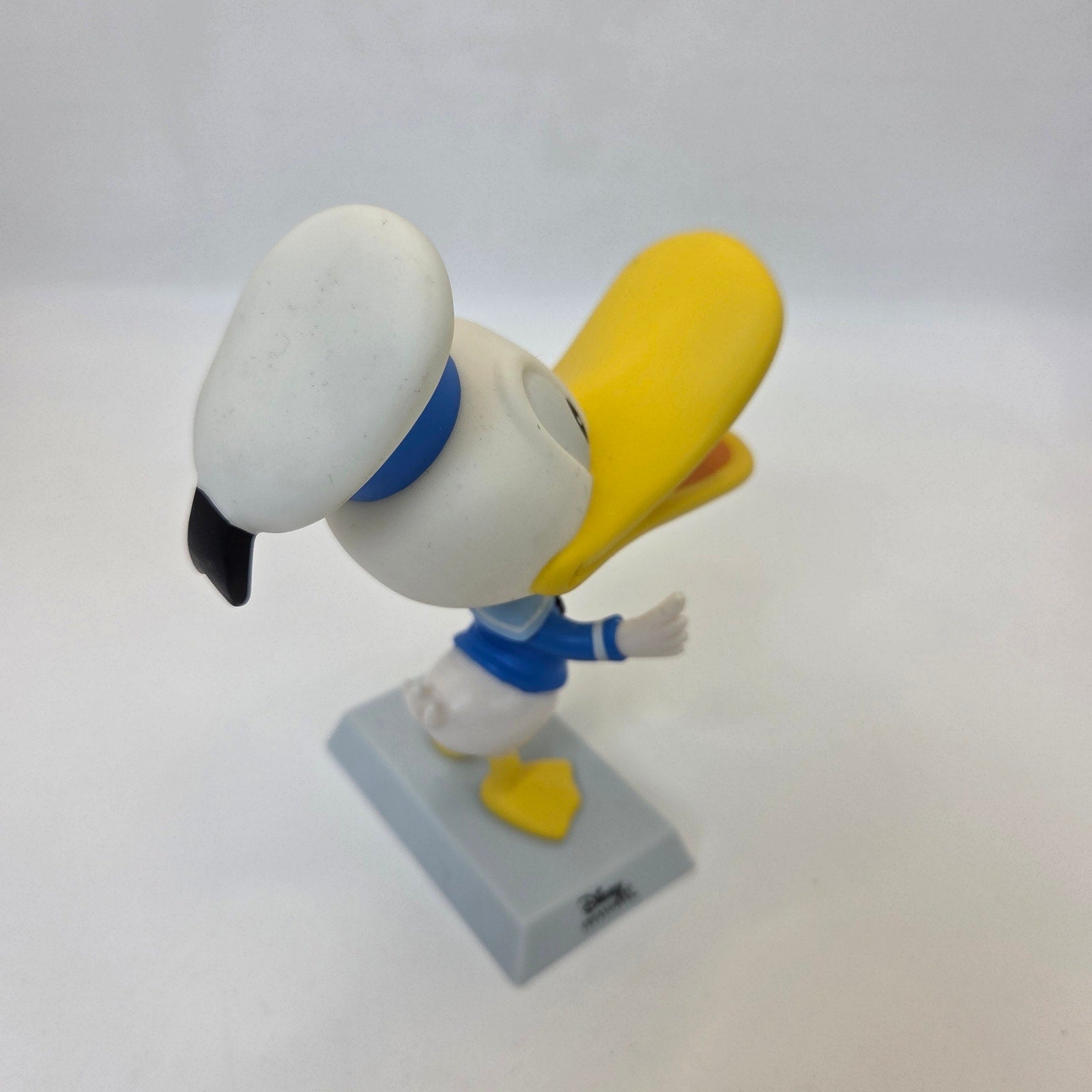 Disney Upper Deck Treasures Donald Duck Vintage 1934 Figurine 2004 PVC 4.5”