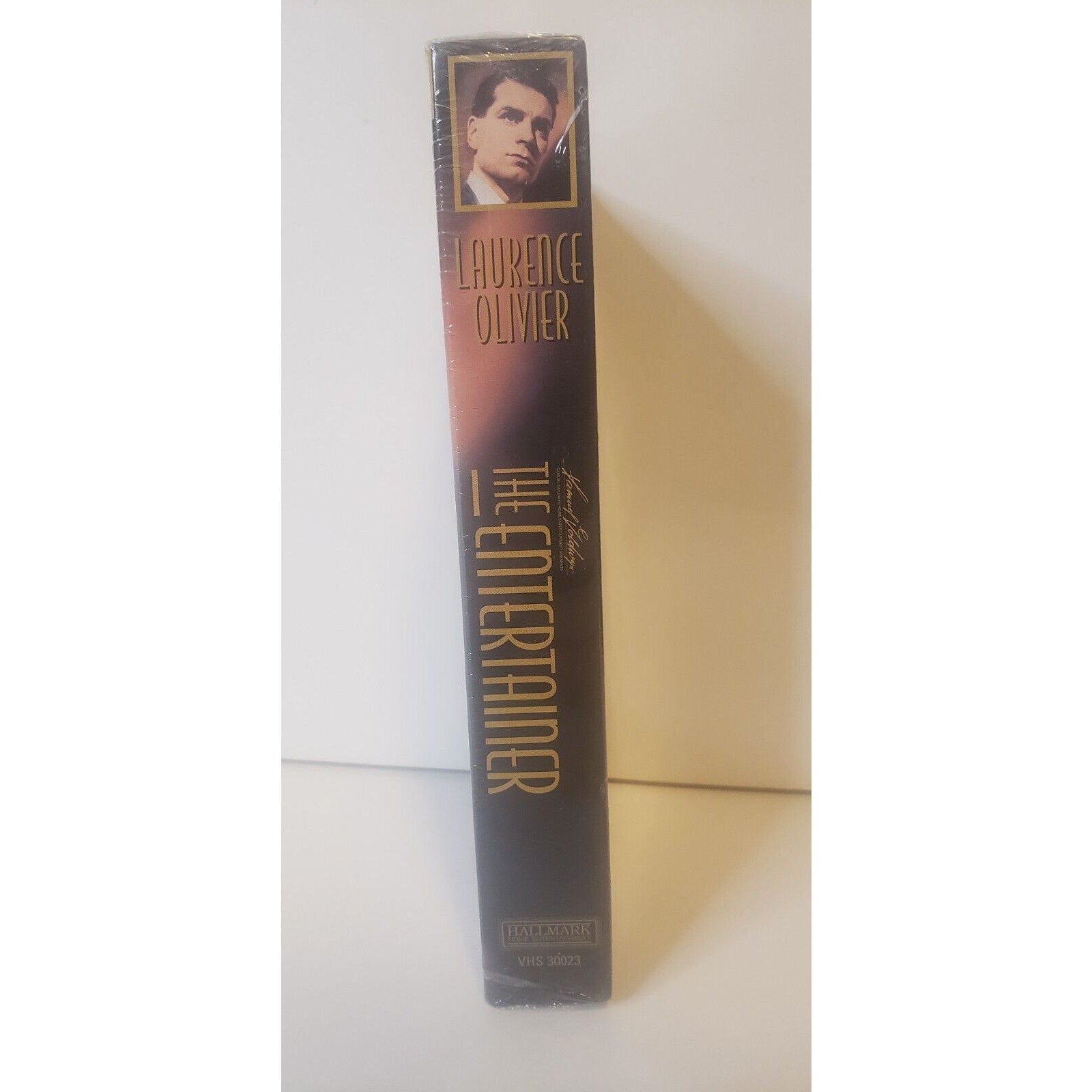 The Entertainer 1960 VHS New Sealed 1995 Presented in Black & White Laurence Olivier