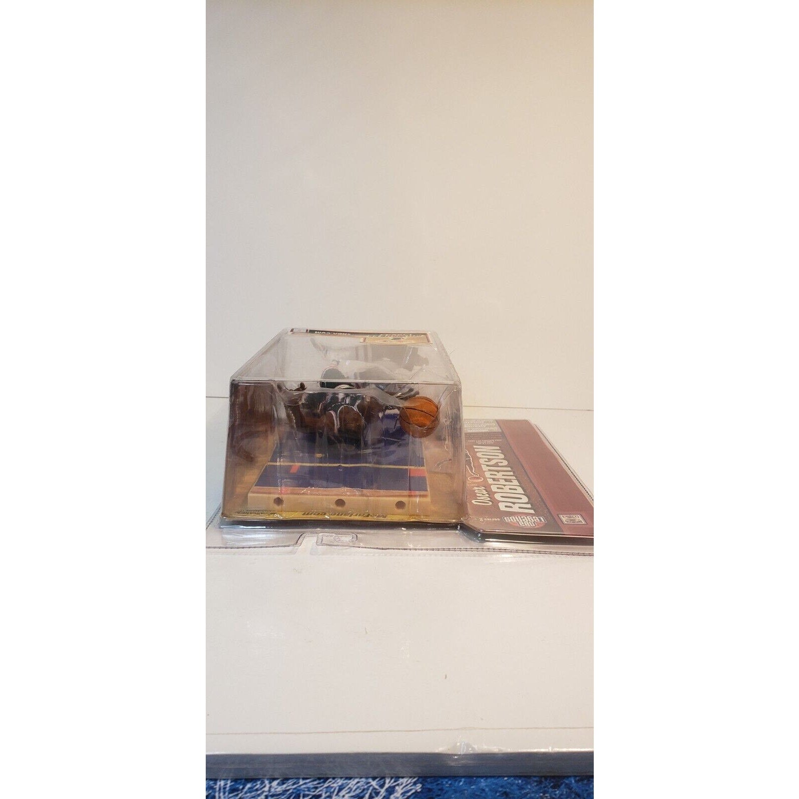Oscar Robertson Milwaukee Bucks McFarlane NBA Legends Series 2 Figure Sealed New