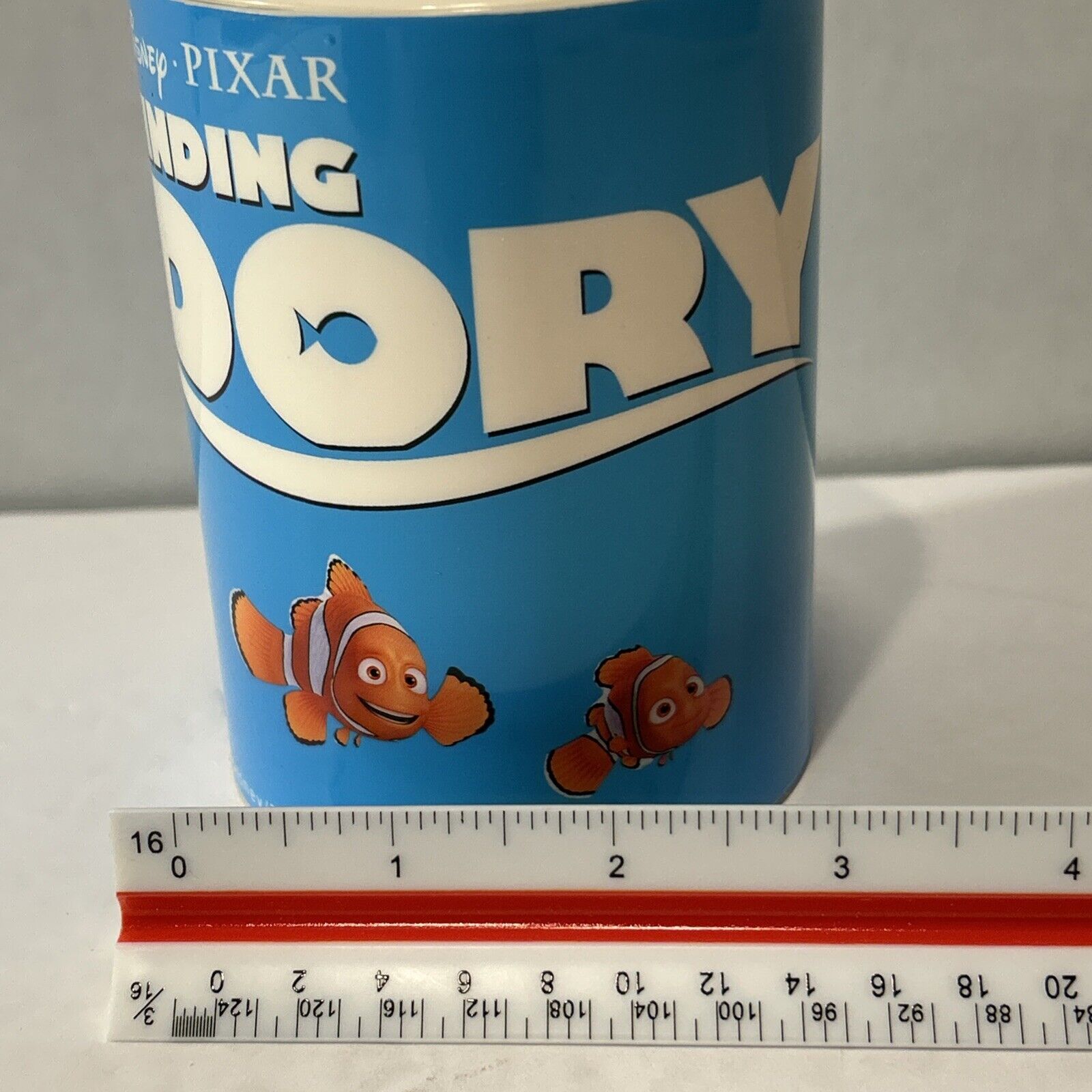 Kellogg's Disney Pixar Finding Dory Color Changing Projection Night Light 2016
