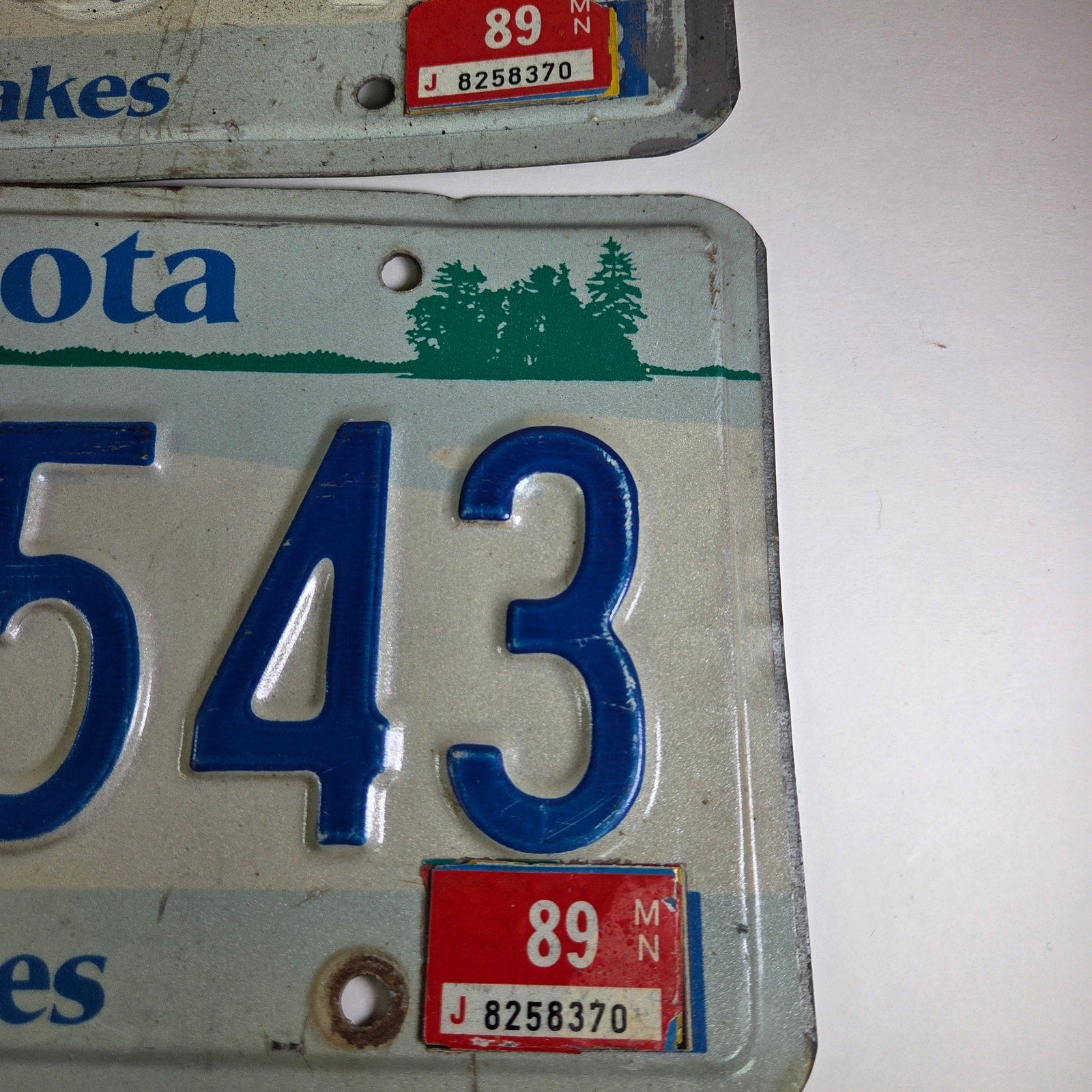 Vintage 1989 Minnesota License Plates Pair DDX 543 Blue 10,000 Lakes Tags