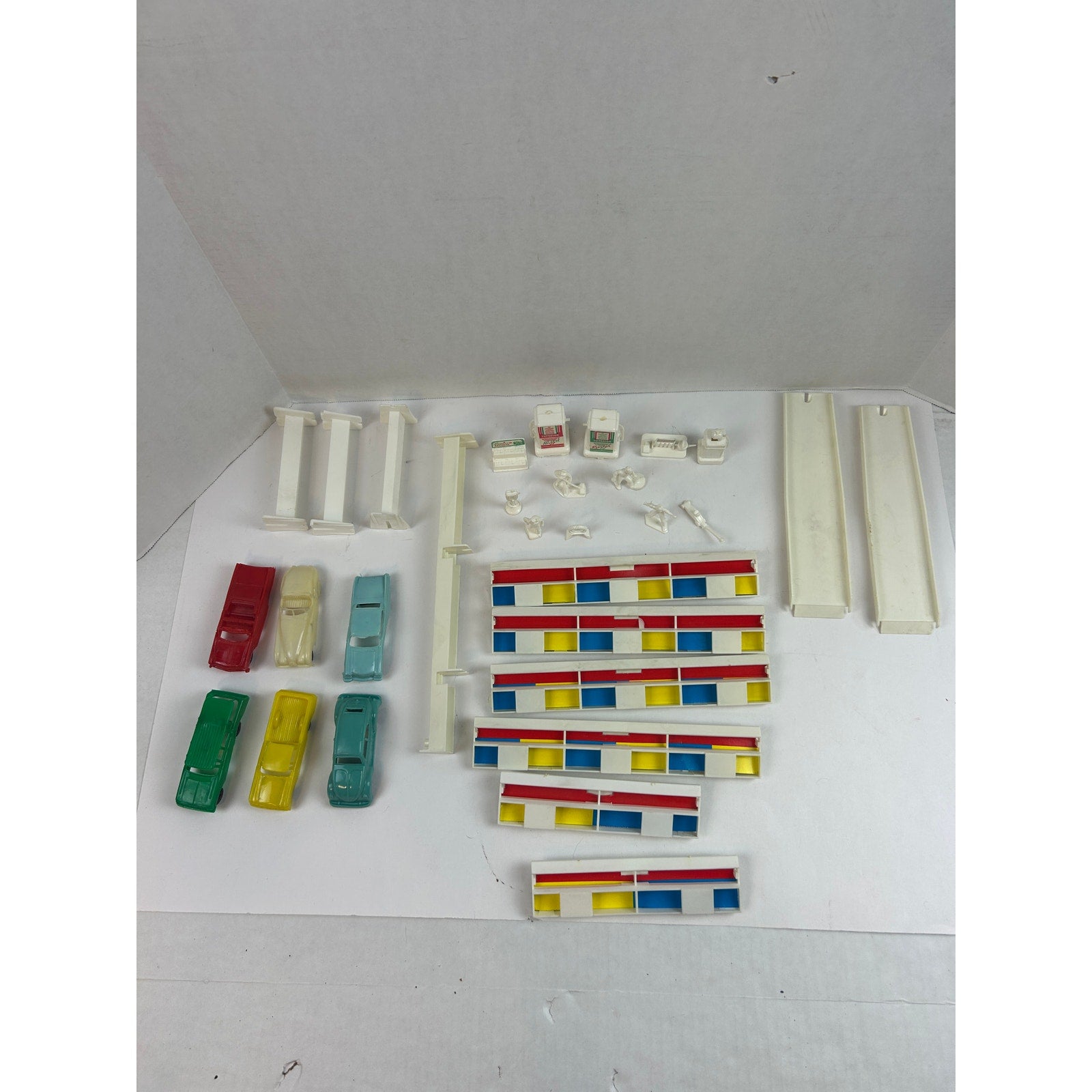 Vintage 1960s Brumberger Tri‑Level Service Station Steel Construction Set w/ Box