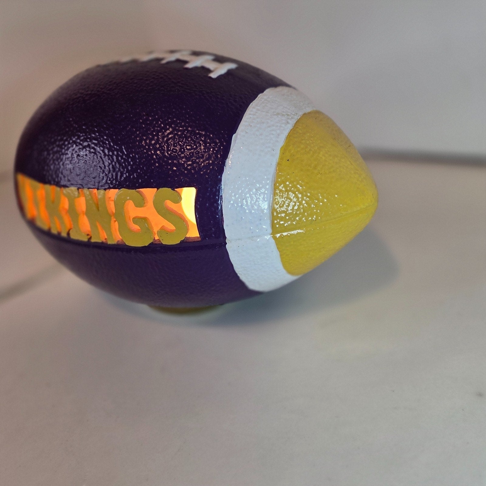 Minnesota Vikings Football Accent Lamp Light – Carved Logo – Plug-In