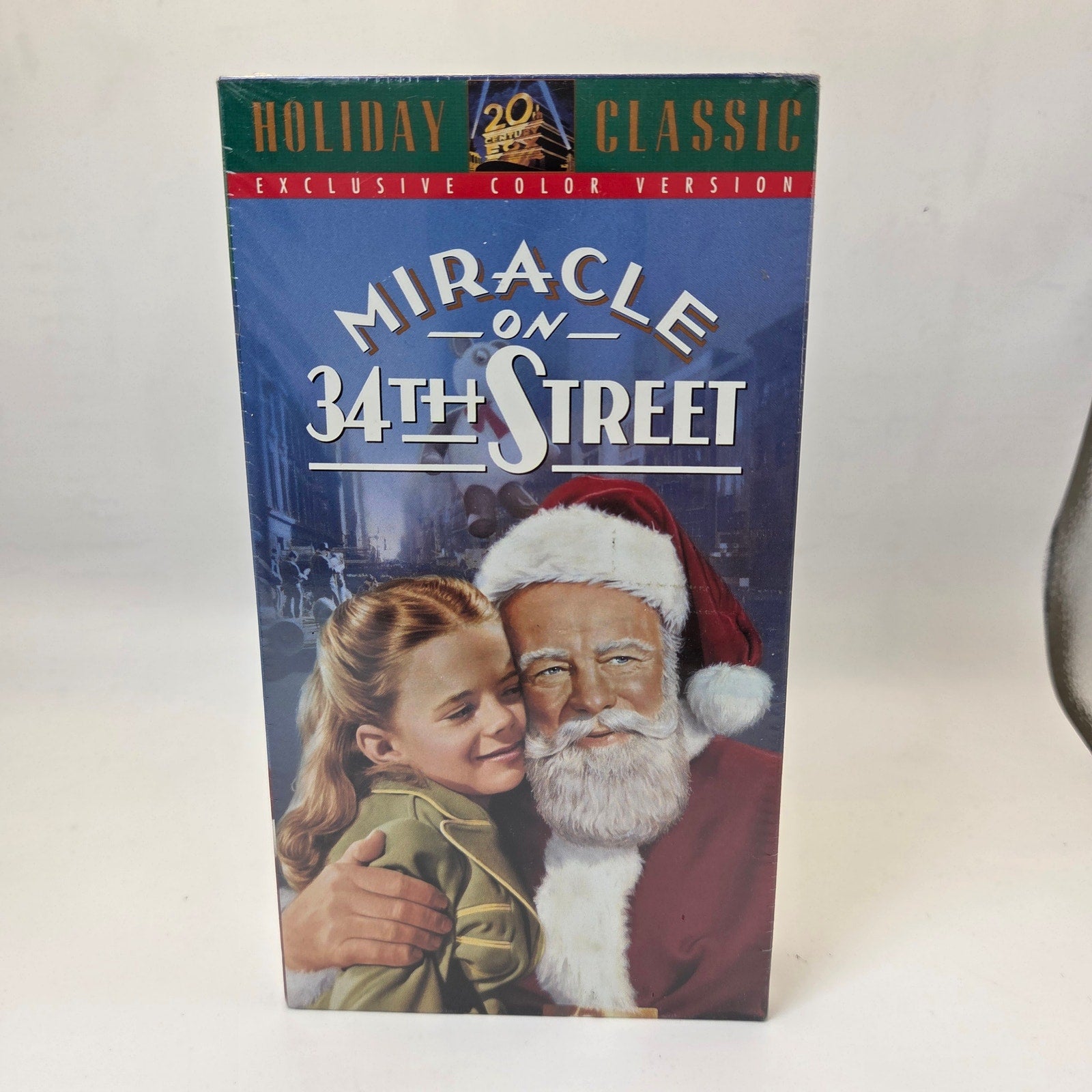 Fox Video Miracle on 34th Street VHS Sealed Holiday Classic Color 1993