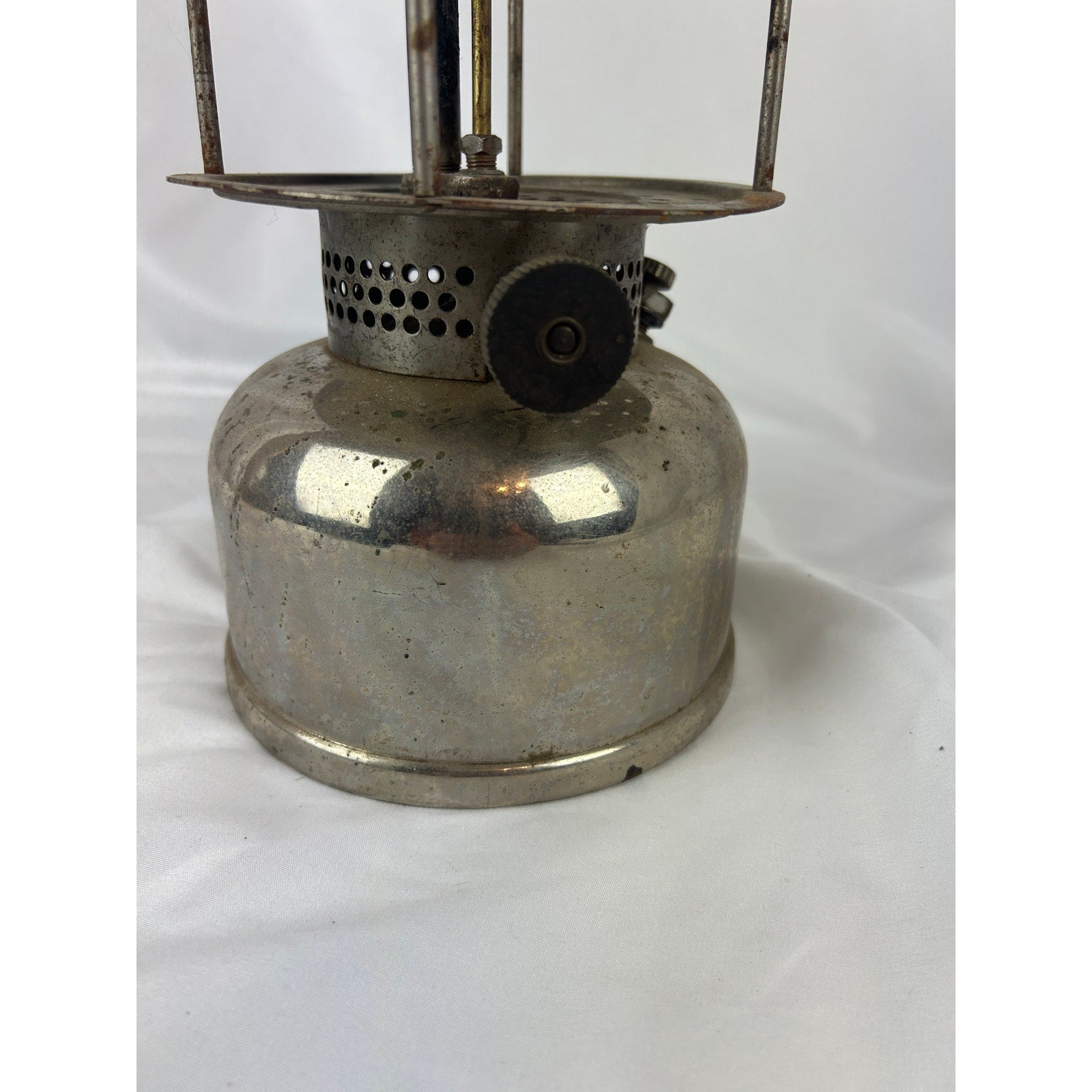 Vintage Coleman The Air-O-Lantern QL Gas Lantern Nickel Fount No Globe Untested
