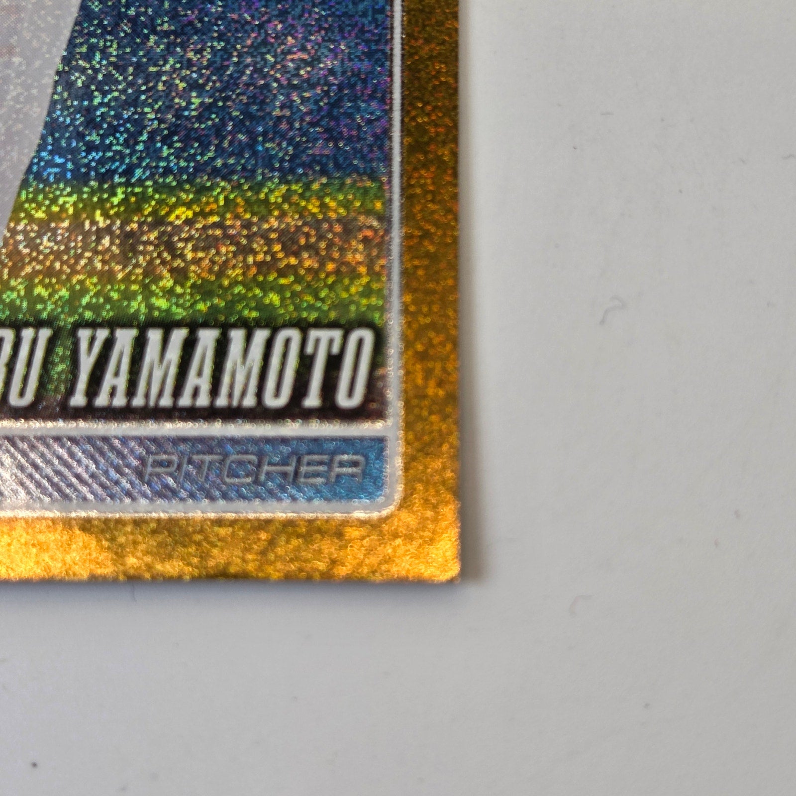 2026 Topps Series 1 Yoshinobu Yamamoto Gold Shimmer 75th Anniversary /50