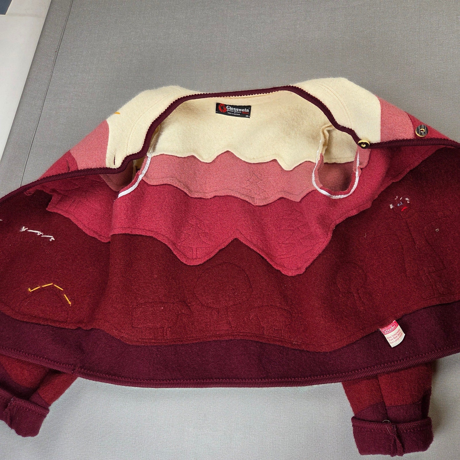 Giesswein Tirol Boiled Wool Storybook Cardigan Jacket Austria EU 38 Vintage