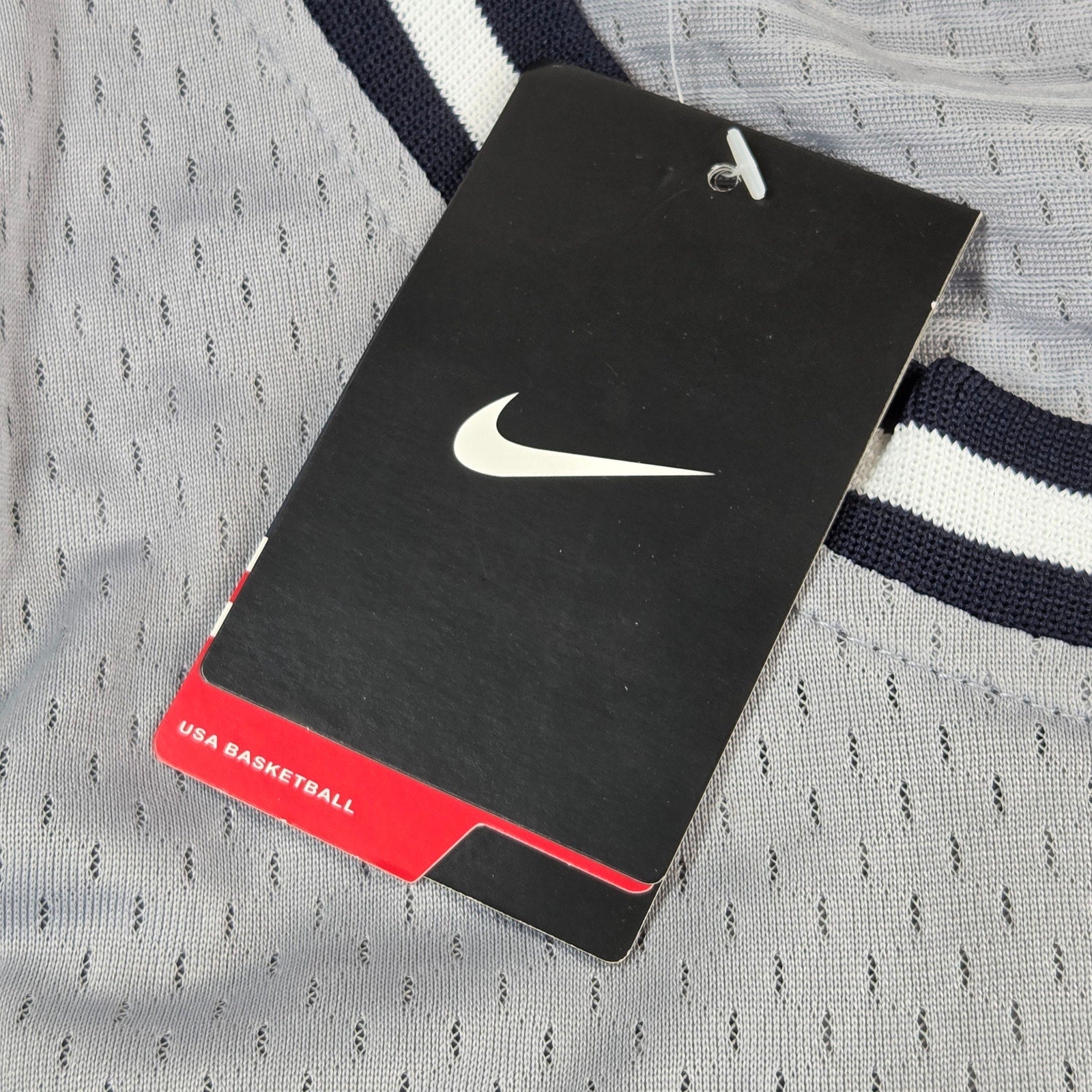 Patrick Ewing Signed Nike Georgetown Hoyas #33 Jersey XL Steiner COA 2012