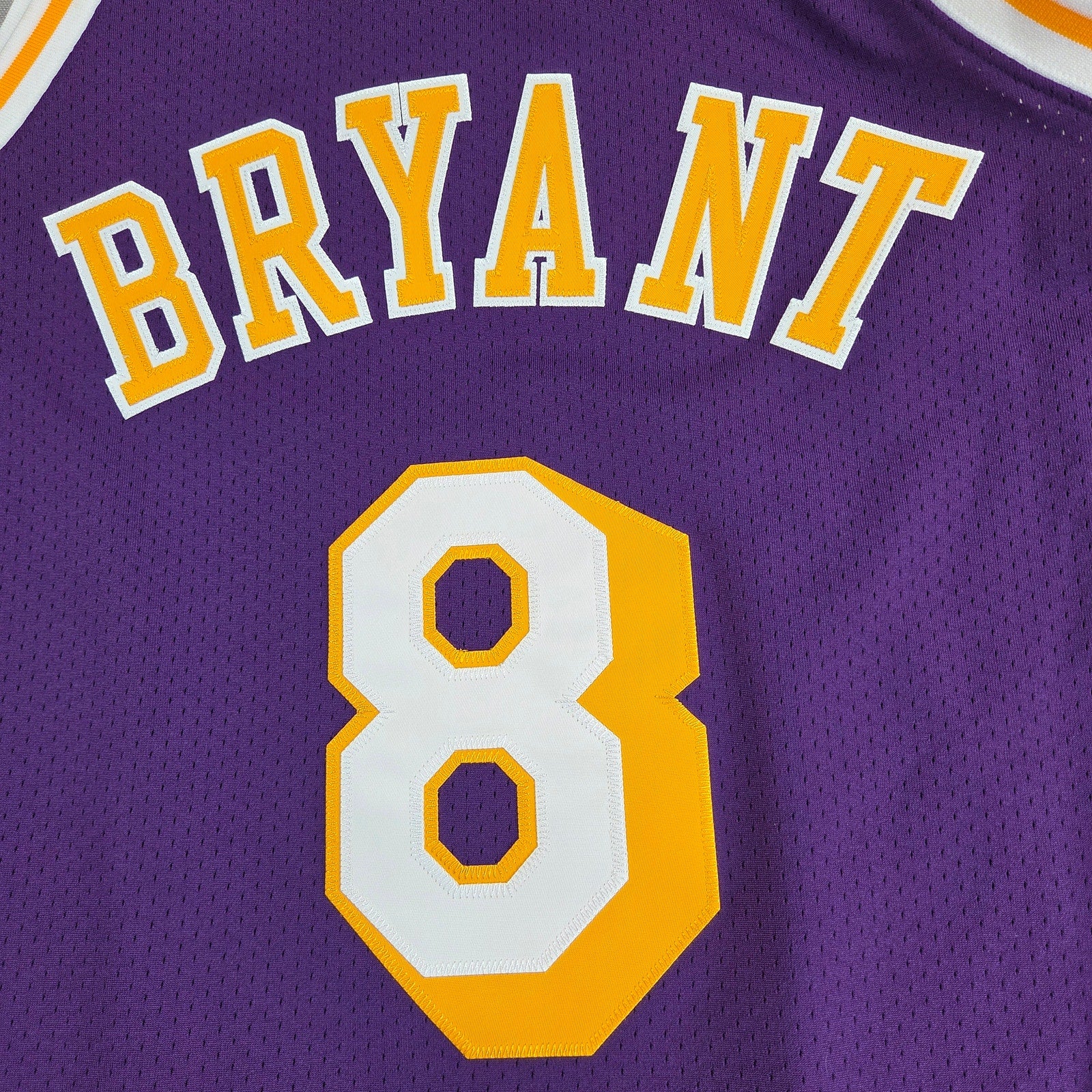 Mitchell & Ness Kobe Bryant Lakers 1996-97 Authentic Road Jersey NWT 36 Small