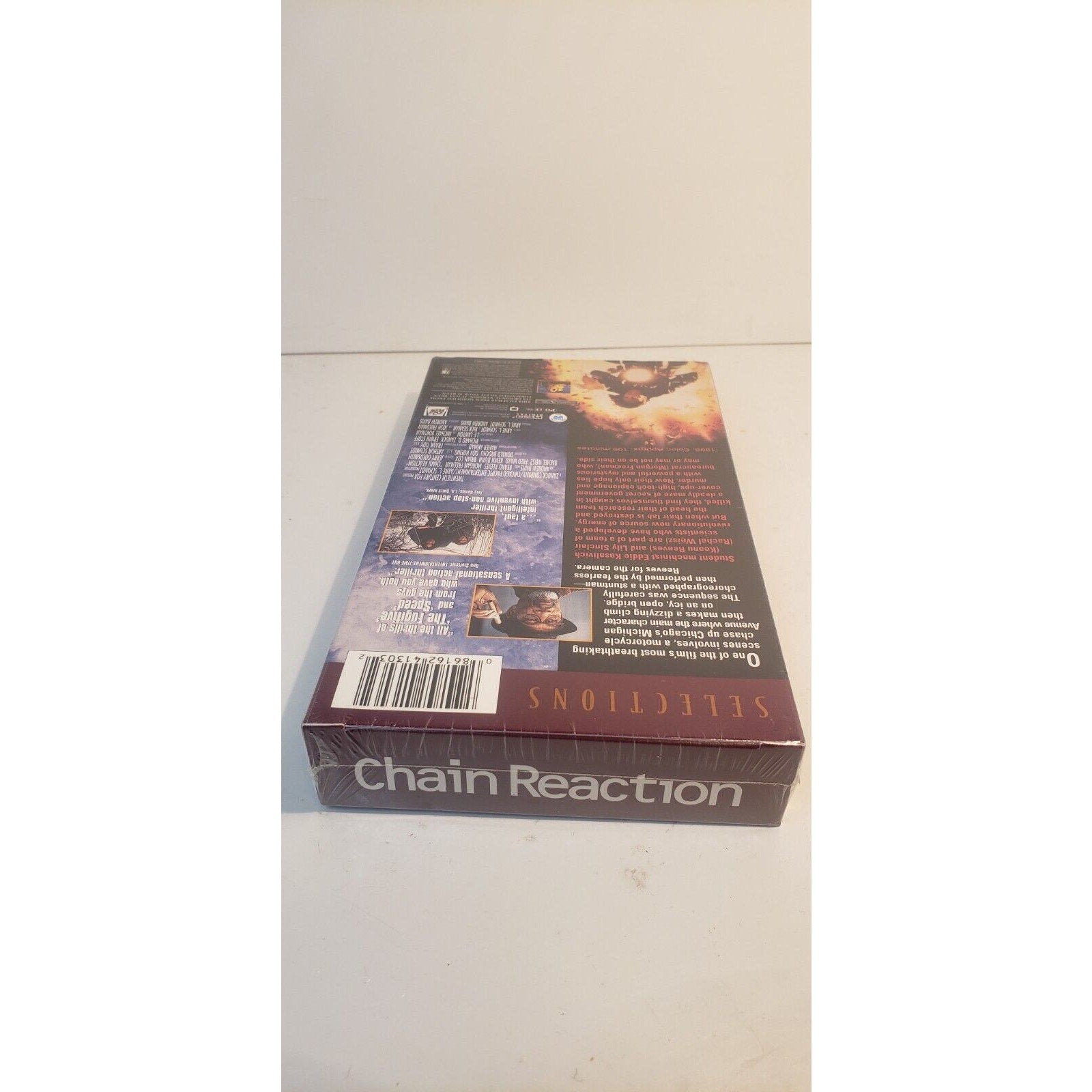 Chain Reaction VHS New Sealed 1996 Keanu Reeves Morgan Freeman