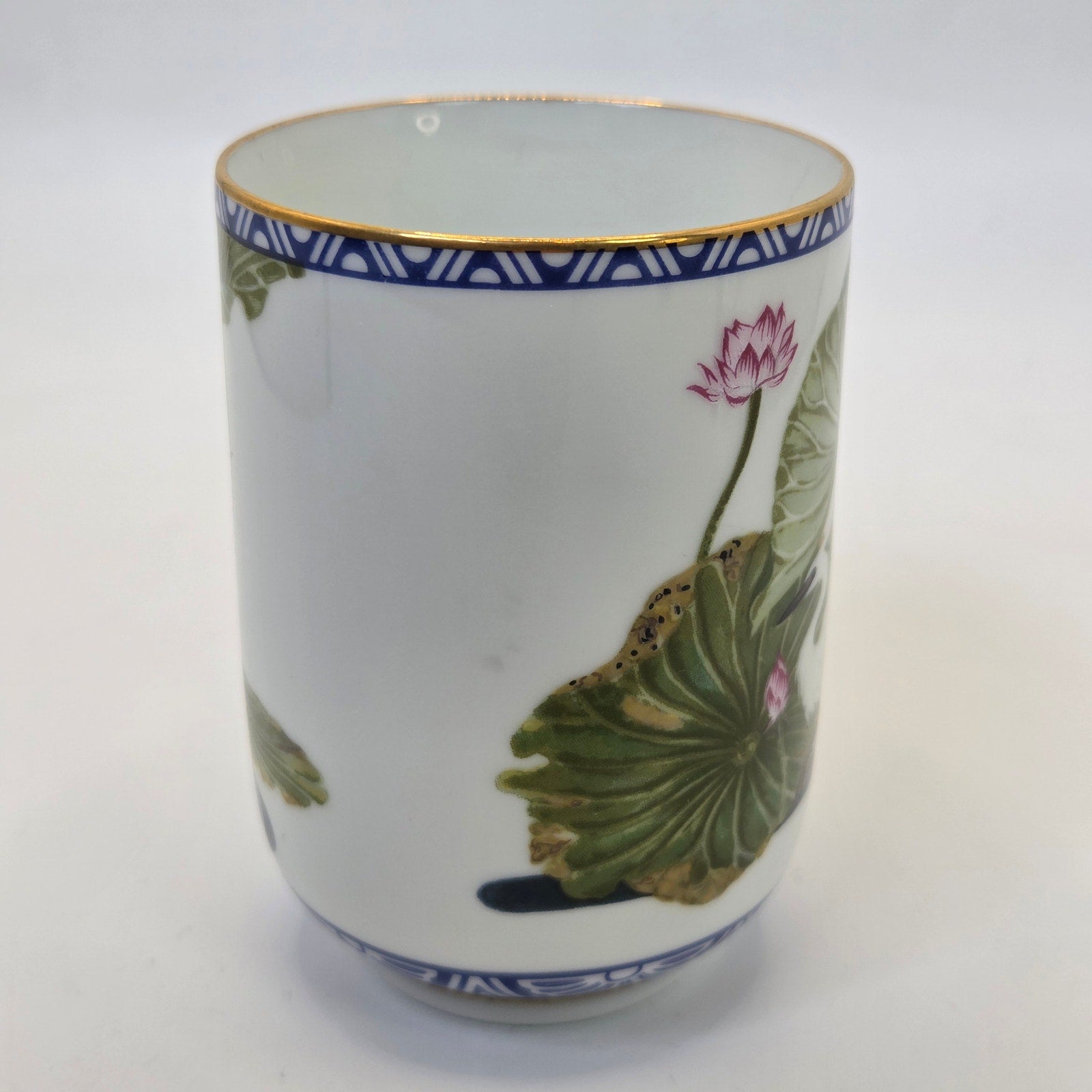 Franklin Mint 1985 Porcelain Tea Cup Egret Lotus Blue Gold Trim Japan