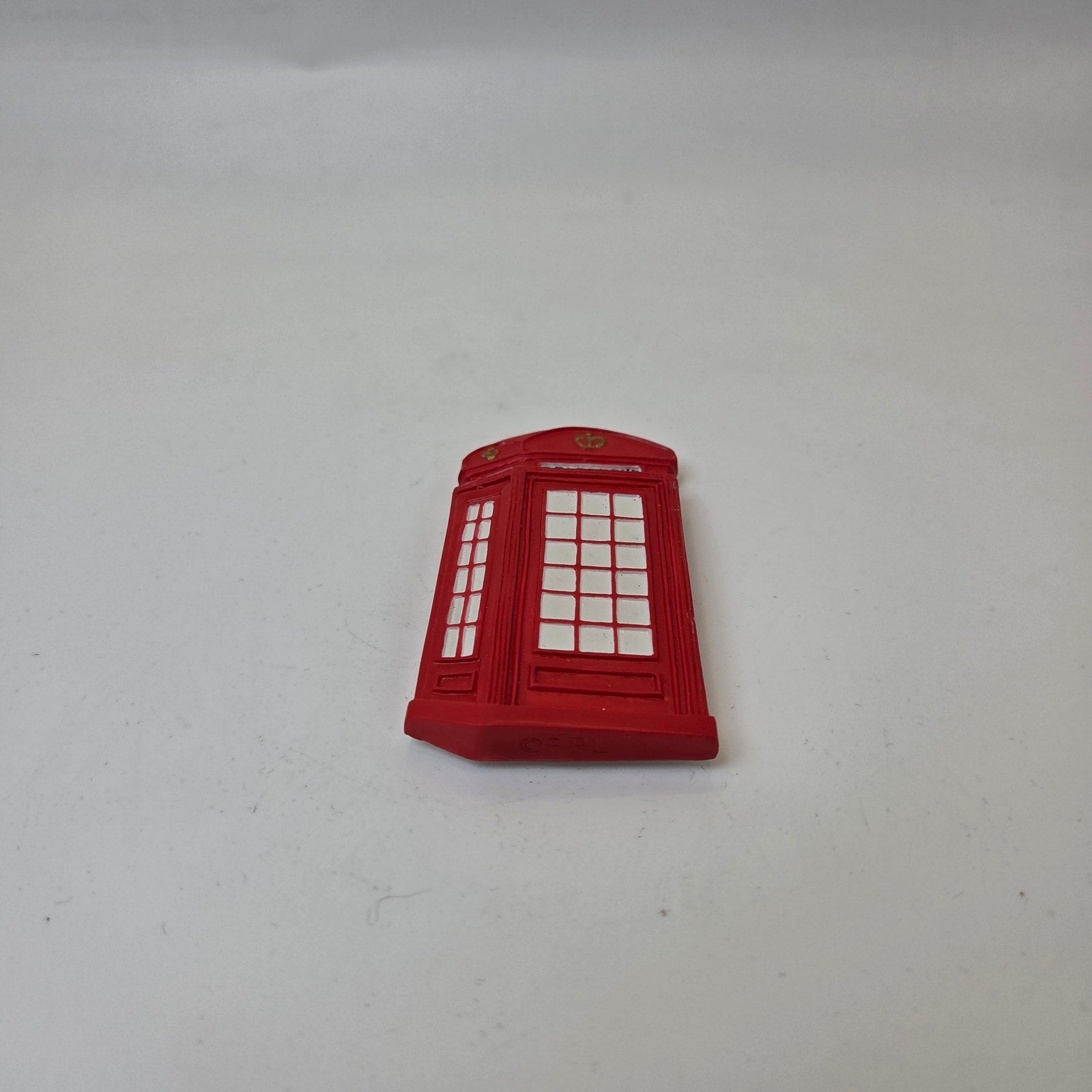 Mini Souvenir Magnet Lot of 3 – Hot Air Balloon, Phone Booth, Cow Bell