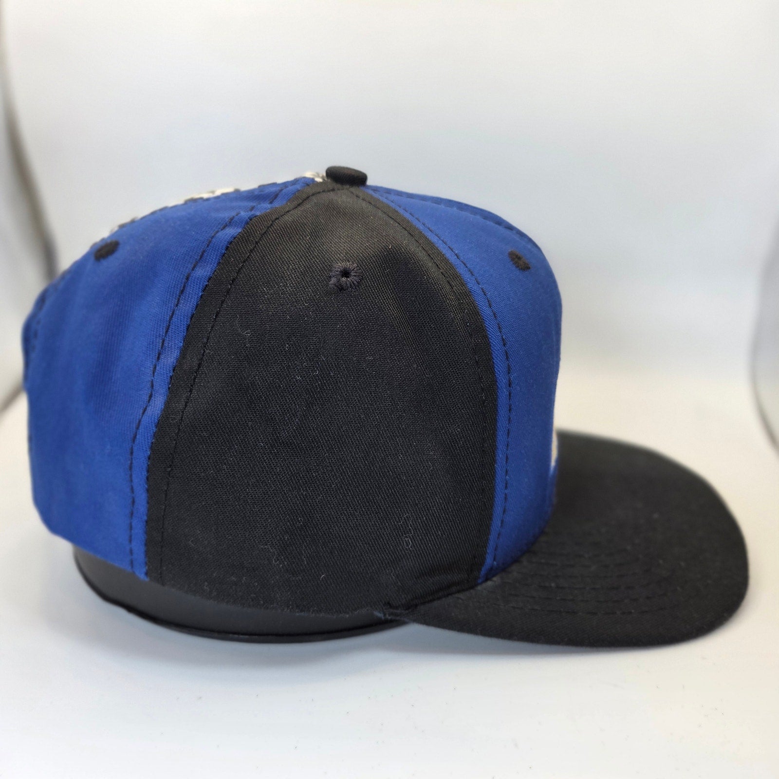 Busch The Official Beer Of NASCAR Vintage USA Snapback Hat Racing Cap OSFA