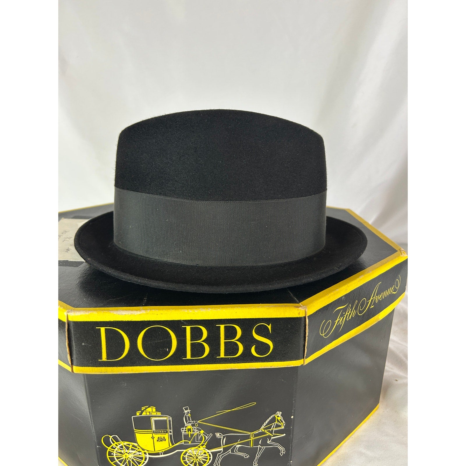 Dobbs Fifth Avenue Black Fedora Hat 7 1/4 Feather Vintage USA Box