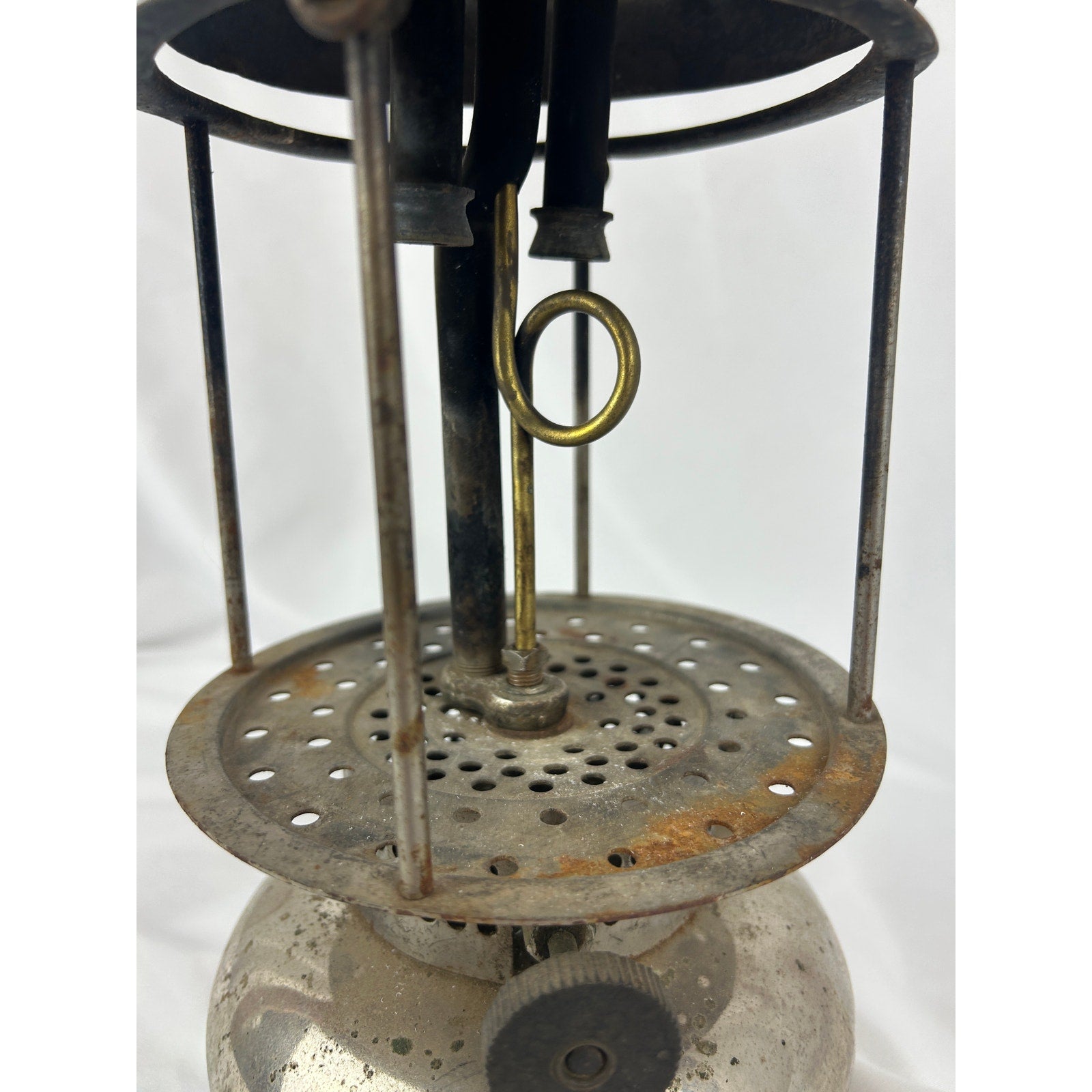 Vintage Coleman The Air-O-Lantern QL Gas Lantern Nickel Fount No Globe Untested