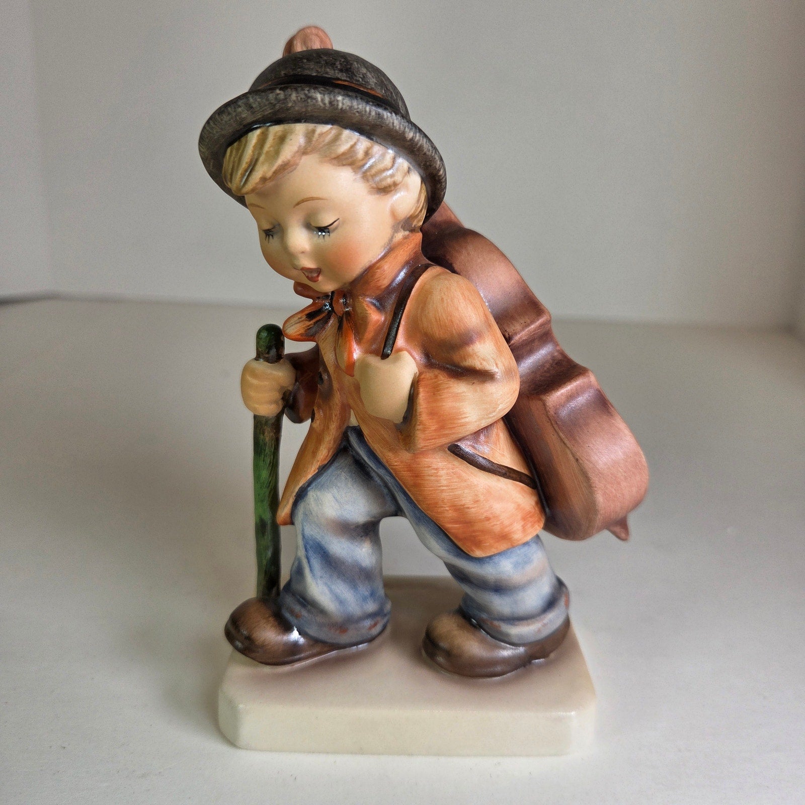 Vintage Goebel M.I. Hummel Little Cellist #89/1 TMK5 W. Germany 5.5" Figurine