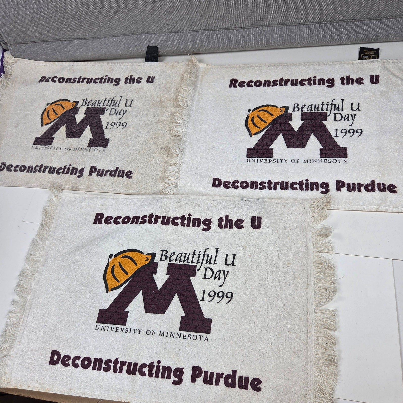 University Minnesota Golden Gophers Fan Lot Towels Pins Lanyard Koozie More