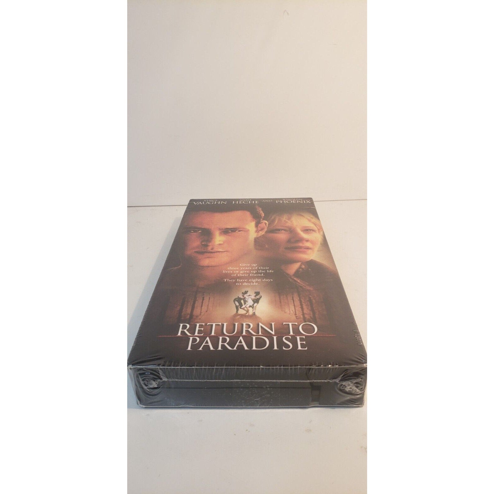 Return to Paradise VHS New Sealed 1999 Vince Vaughn Anne Heche Joaquin Phoenix