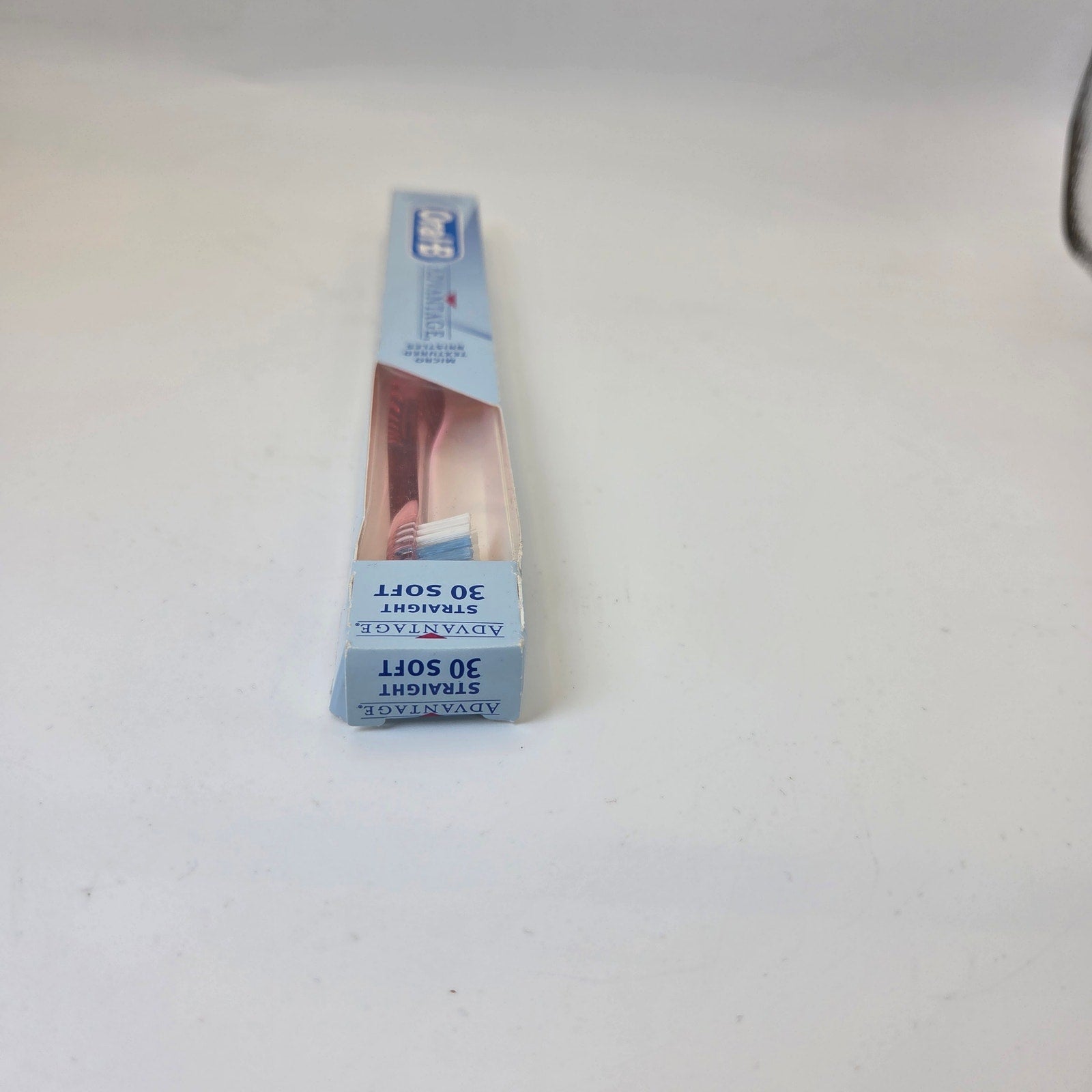 Oral-B Advantage Micro-Textured Toothbrush 30 Soft NOS 1996 Dental Promo
