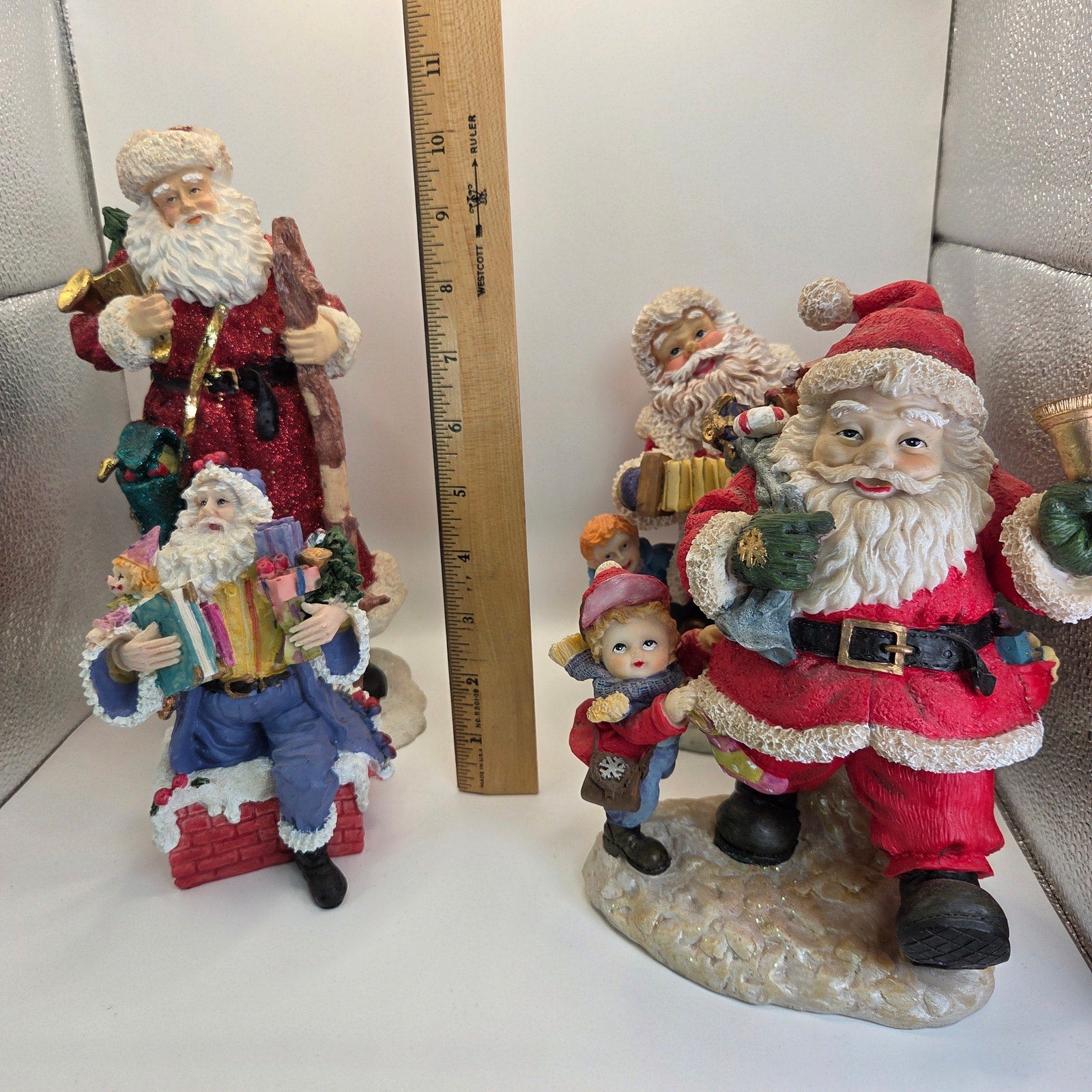 Lot of 4 Santa Claus Figurines – Resin Christmas Holiday Décor