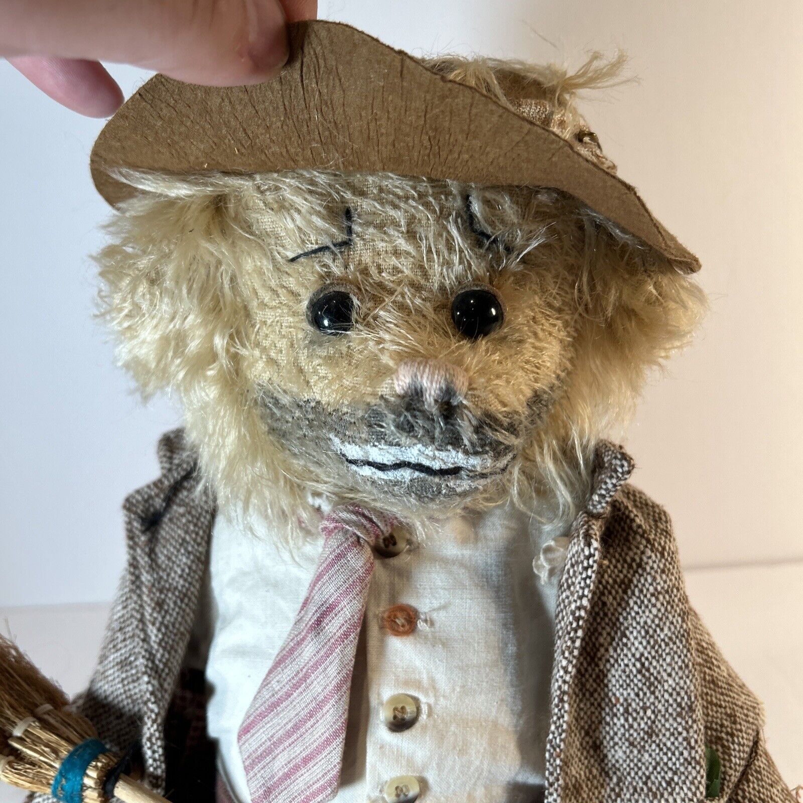 Emmett Kelly Cooperstown Bears Limited Edition 184/1000 w/COA & Broom 1998
