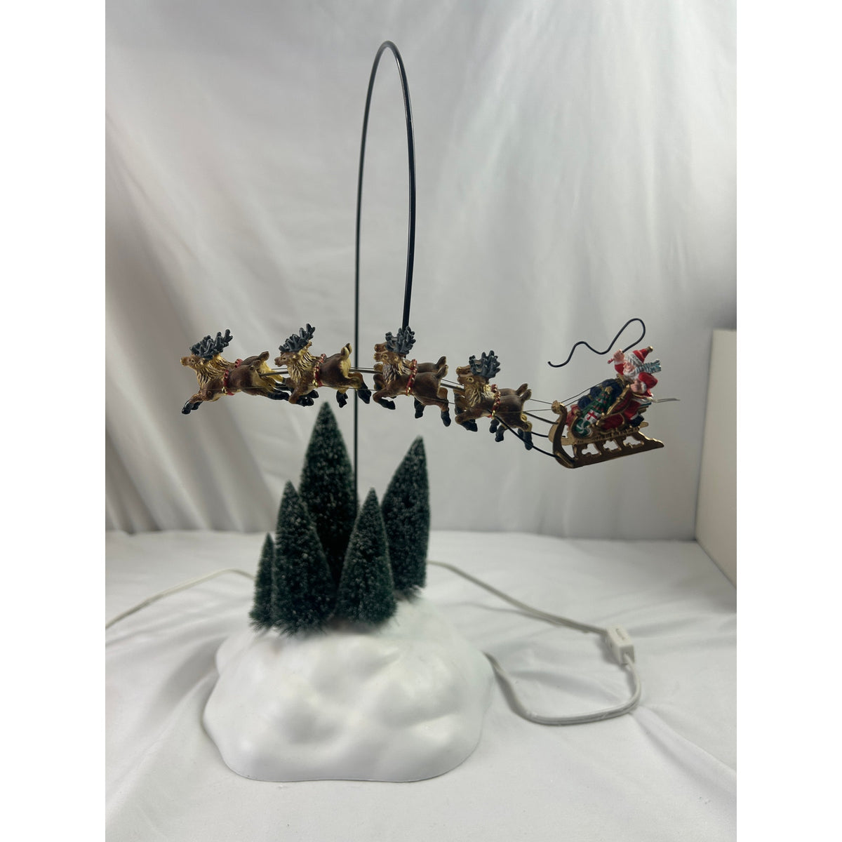 Dept 56 Up Up & Away Animated Santa Reindeer Sleigh 52593 Retired 1999 tested