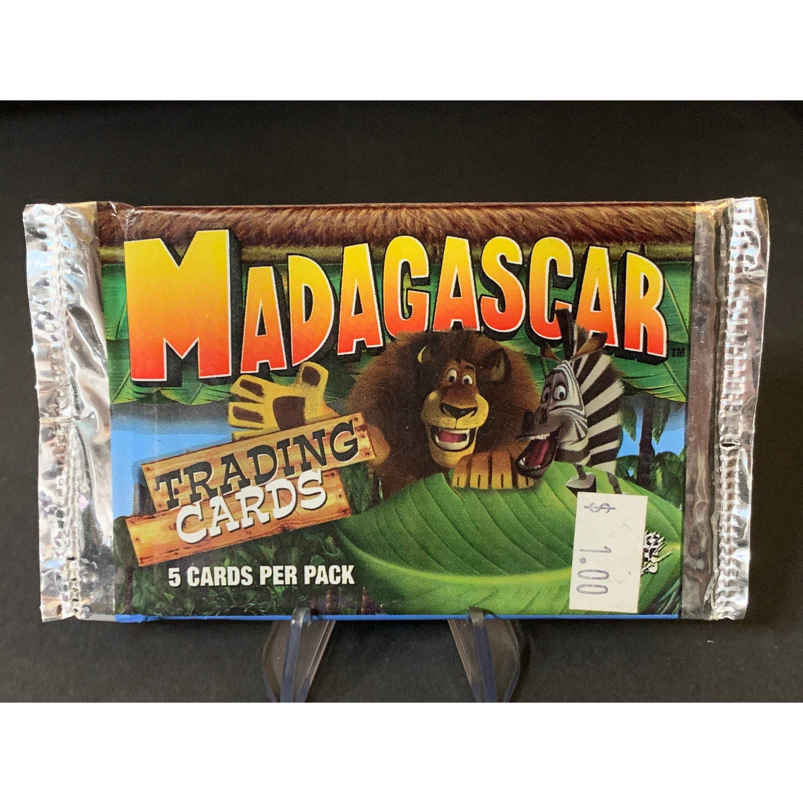 2005 Comic Images Madagascar Sealed Trading Card Pack Movie Cards