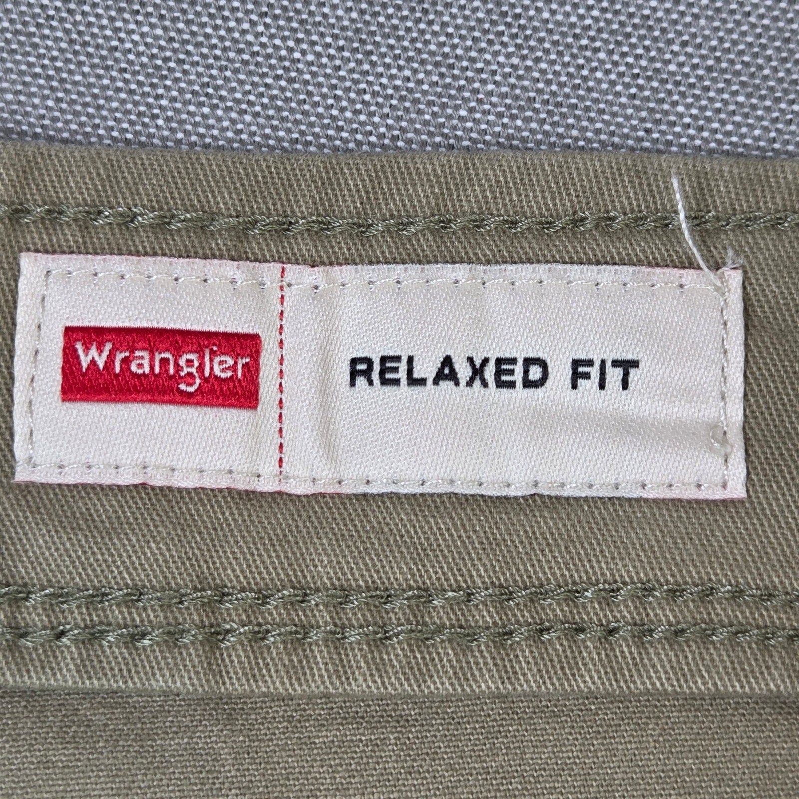 Wrangler Five Star Premium Relaxed Fit Cargo Shorts Khaki 46x10 NWT New