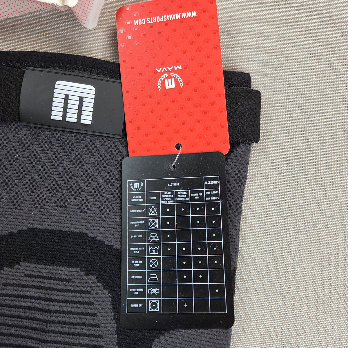 MAVA Sports Knee Compression Sleeves Medium Black Adjustable Strap Support Pair