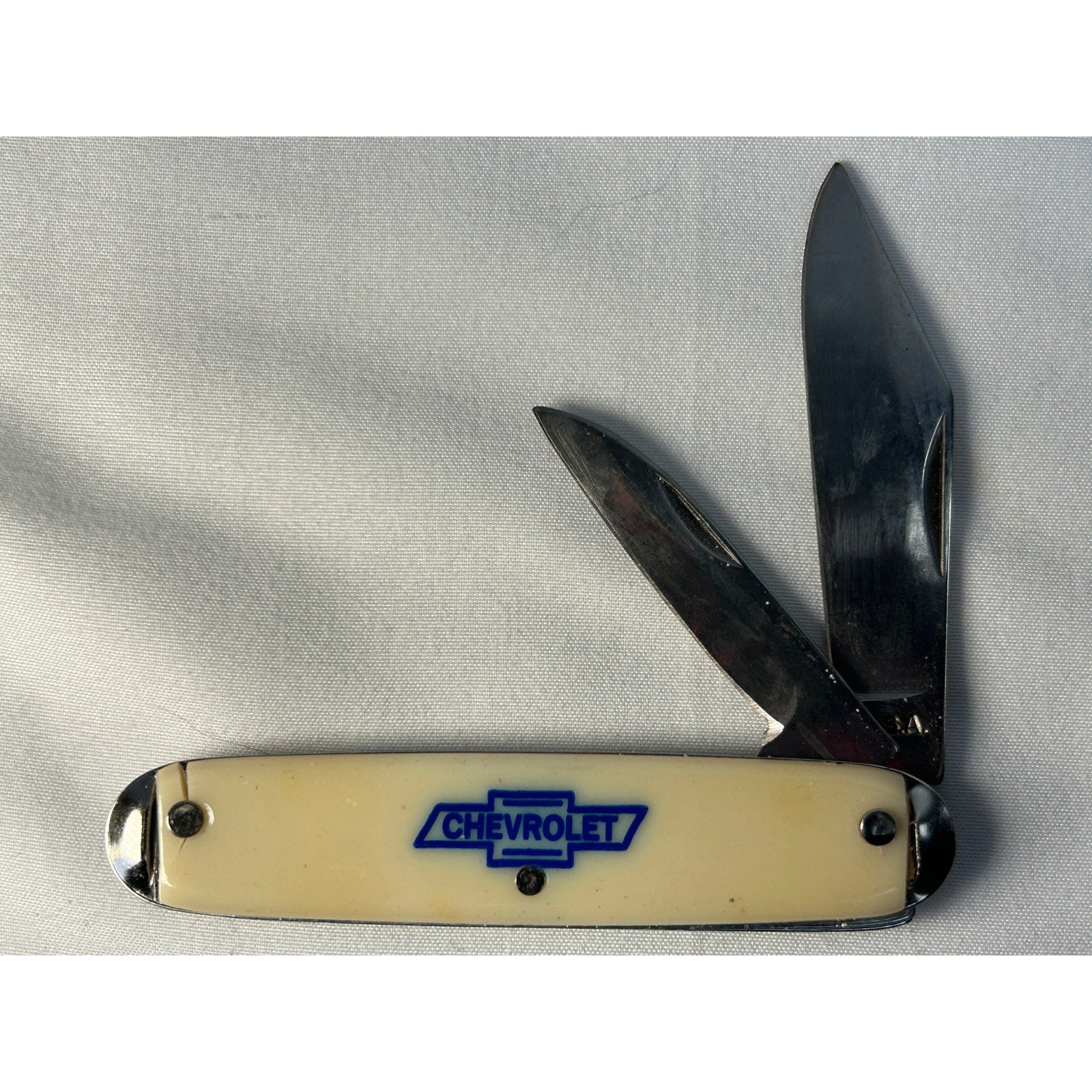 Chevrolet Bowtie Logo Folding Pocket Knife Salesman Display Case Find