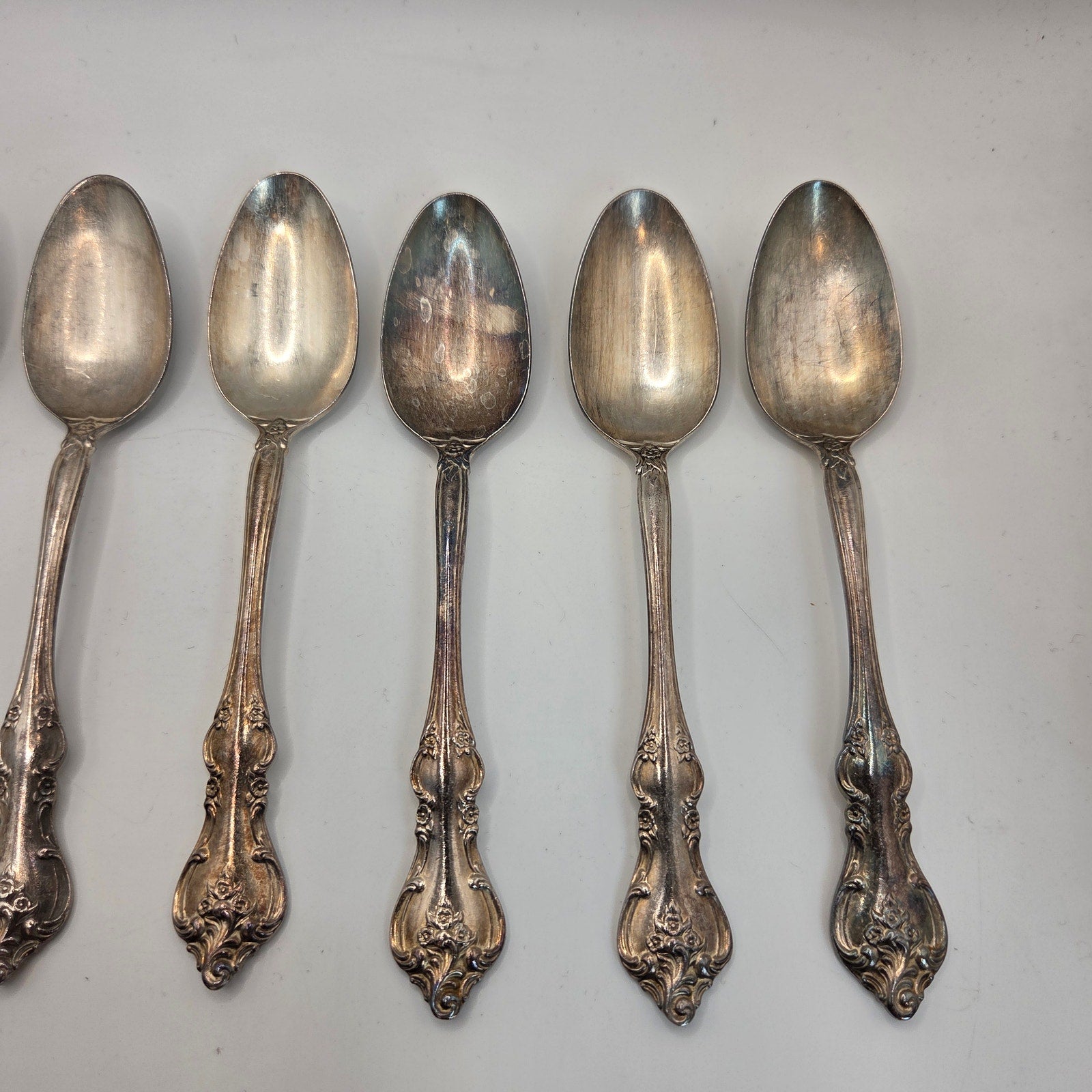 International Silver Deepsilver Countess Soup Spoons Set of 8 Vintage 1971