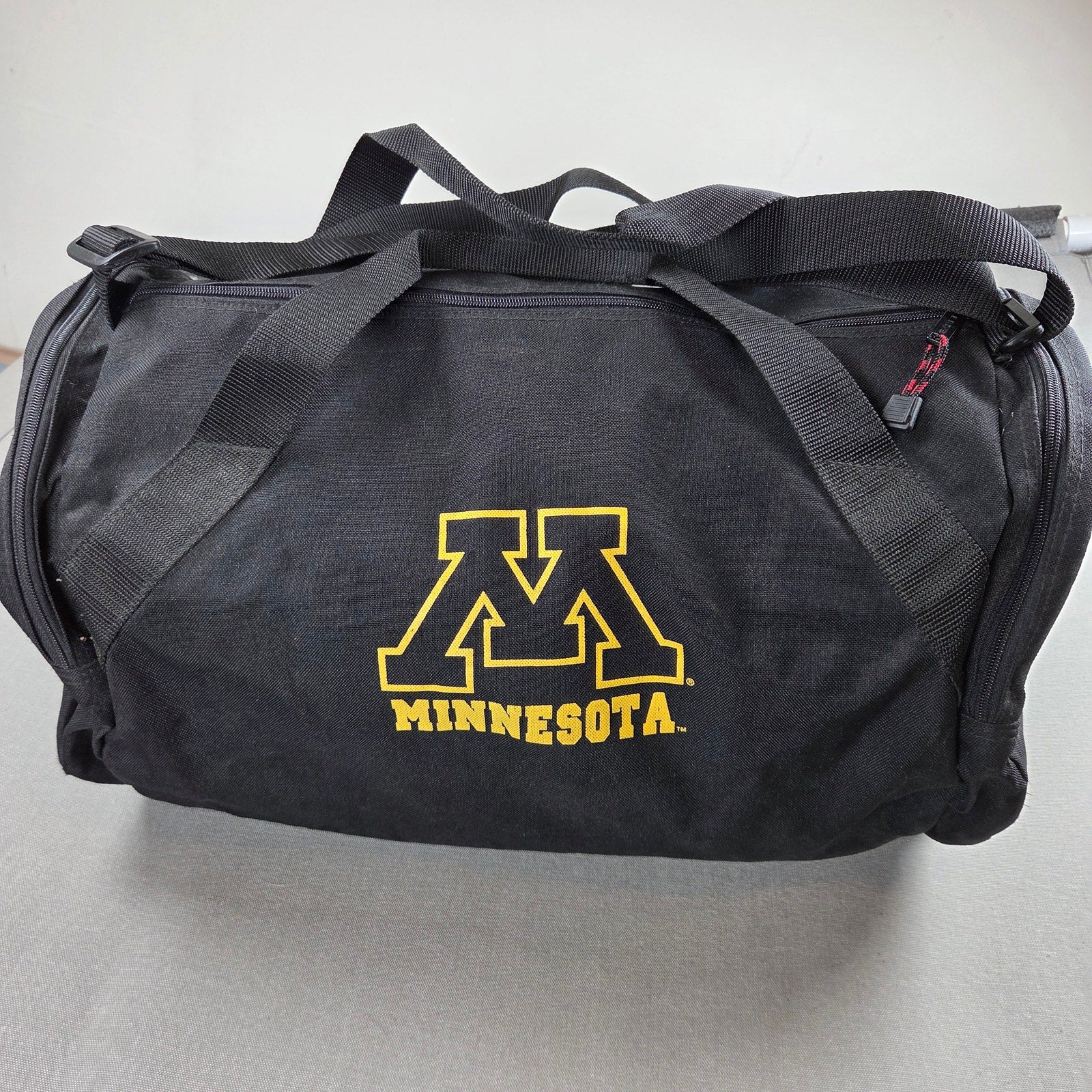 Minnesota Golden Gophers Leed's 8200-22 Duffel Gym Travel Bag Black NCAA