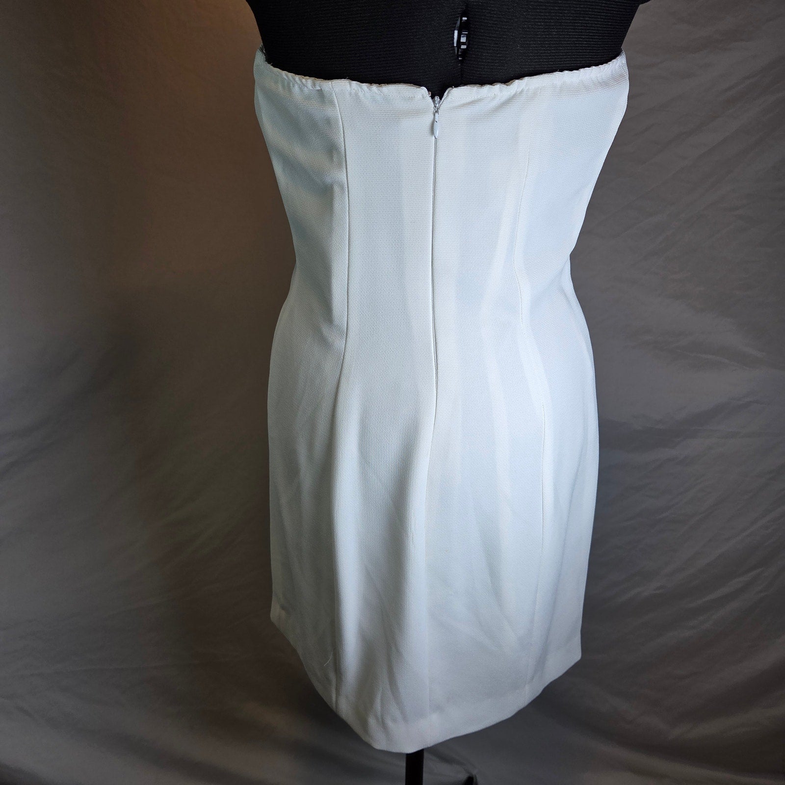 Hugo Buscati White Strapless Mini Dress USA Womens Size 10 Y2K Vintage