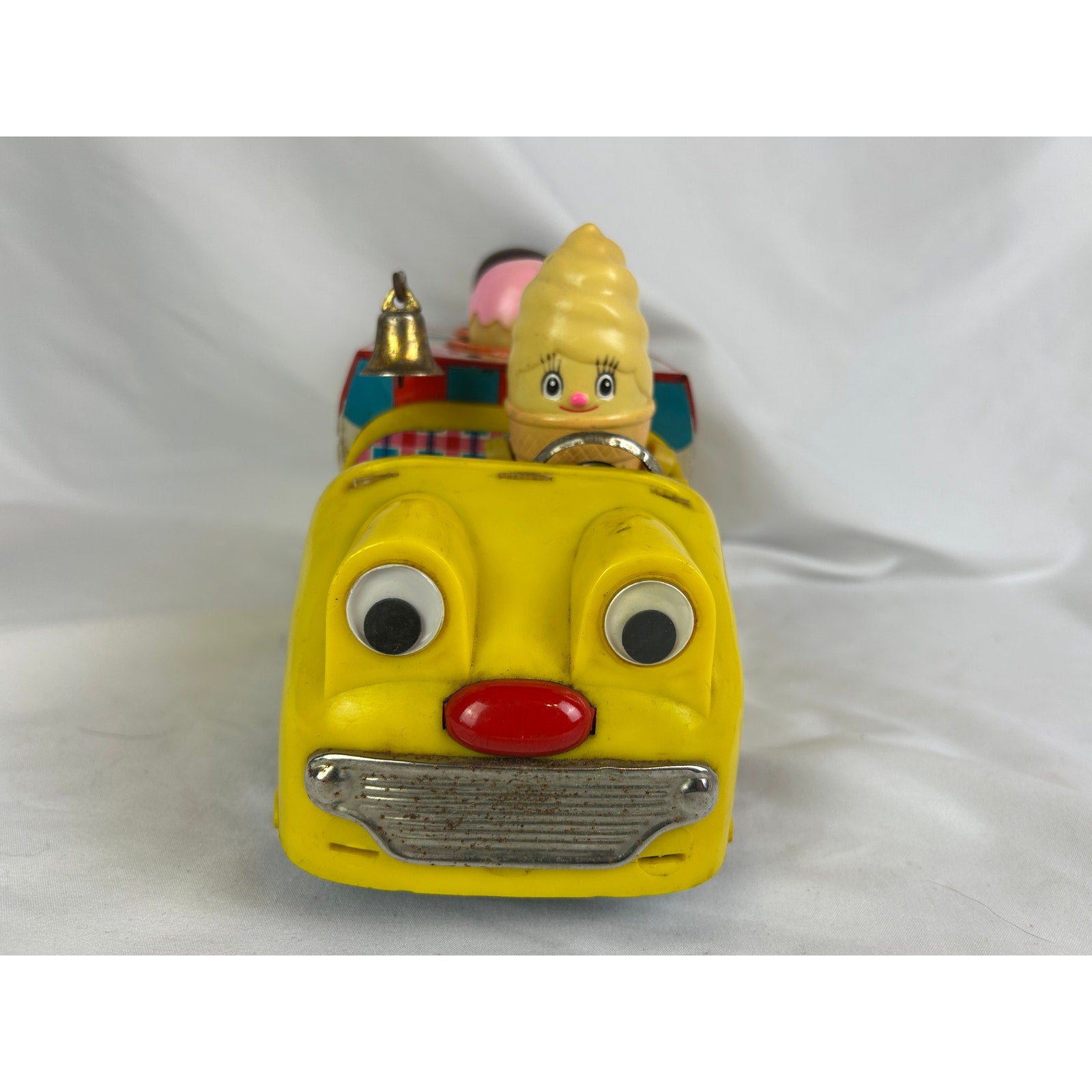Vintage Bandai Ice Cream Truck Battery Operated Toy