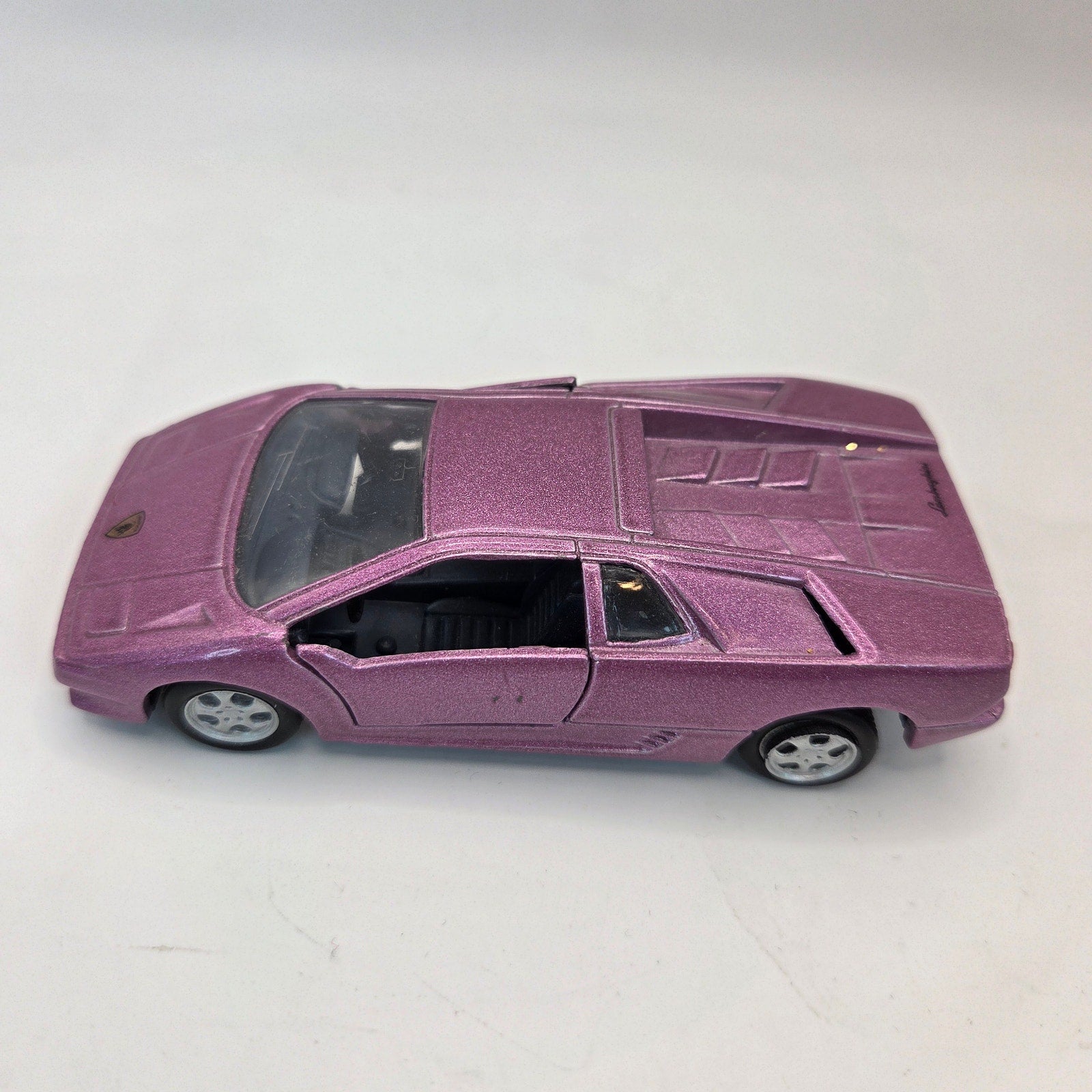 Maisto Lamborghini Diablo 1:40 Diecast Pullback Car Purple Model w/ Doors