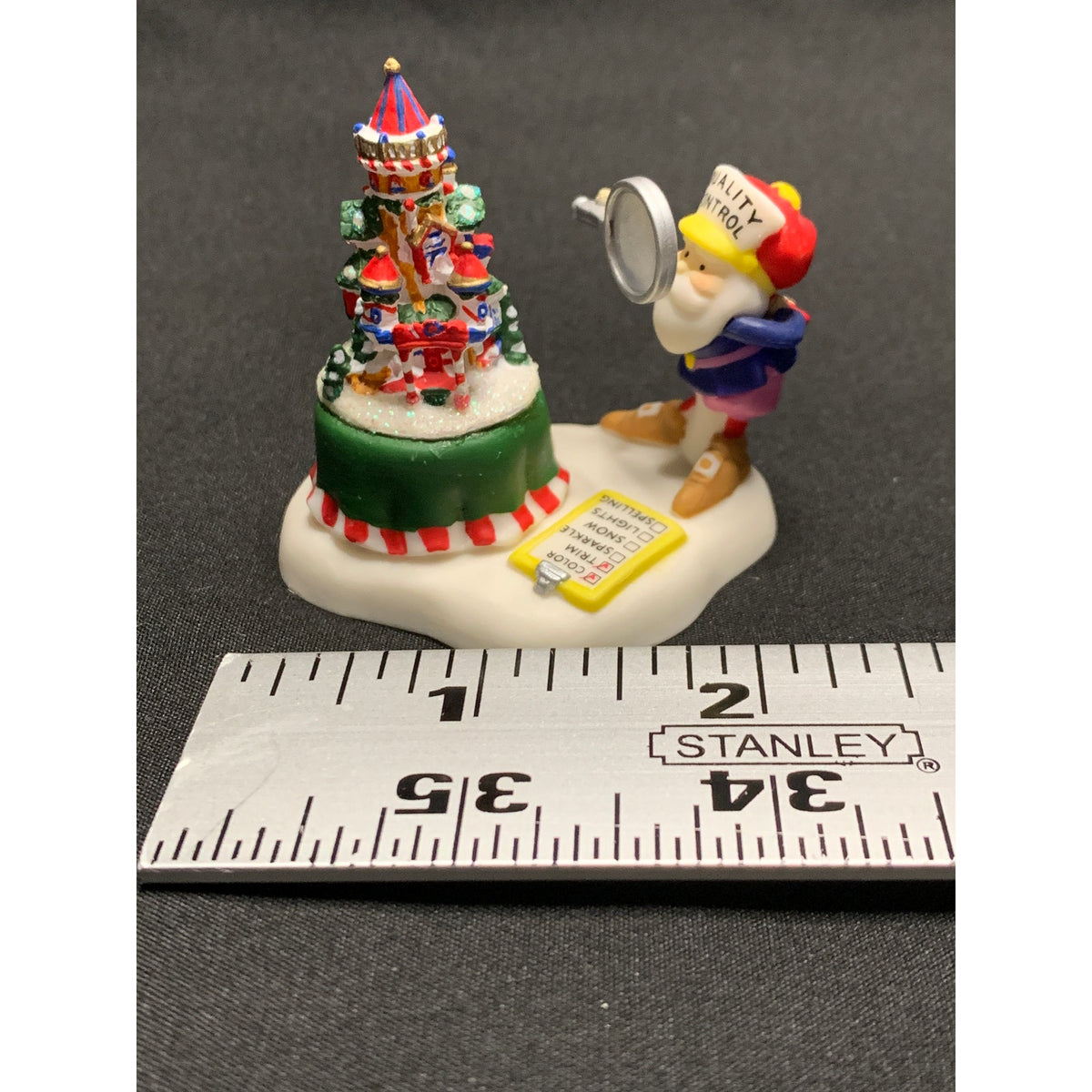 Dept 56 Making Each House Checking It Twice 57204 North Pole Special Edition