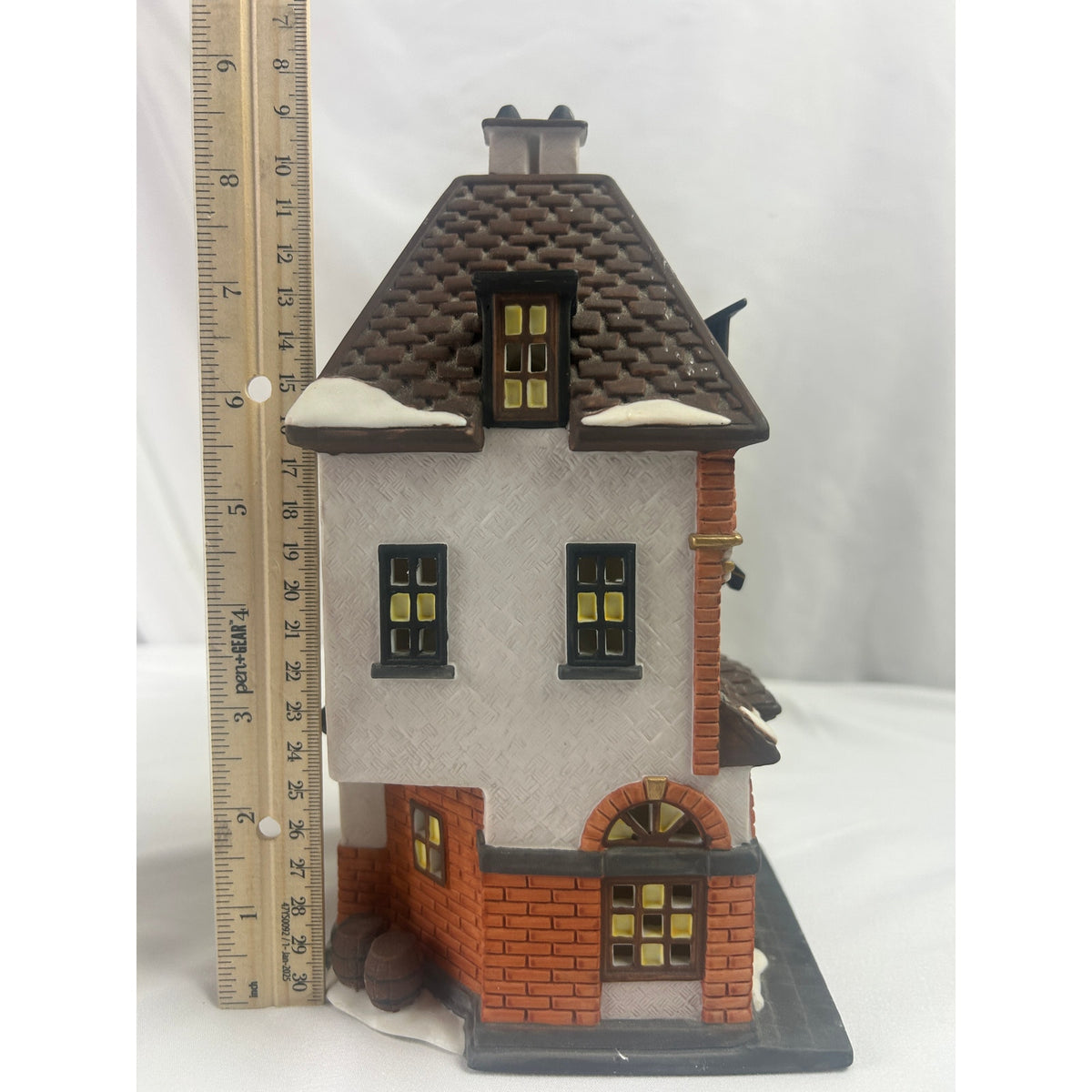 Department 56 Potter's Tea Seller 58808 Christmas In The City 1993 Retired