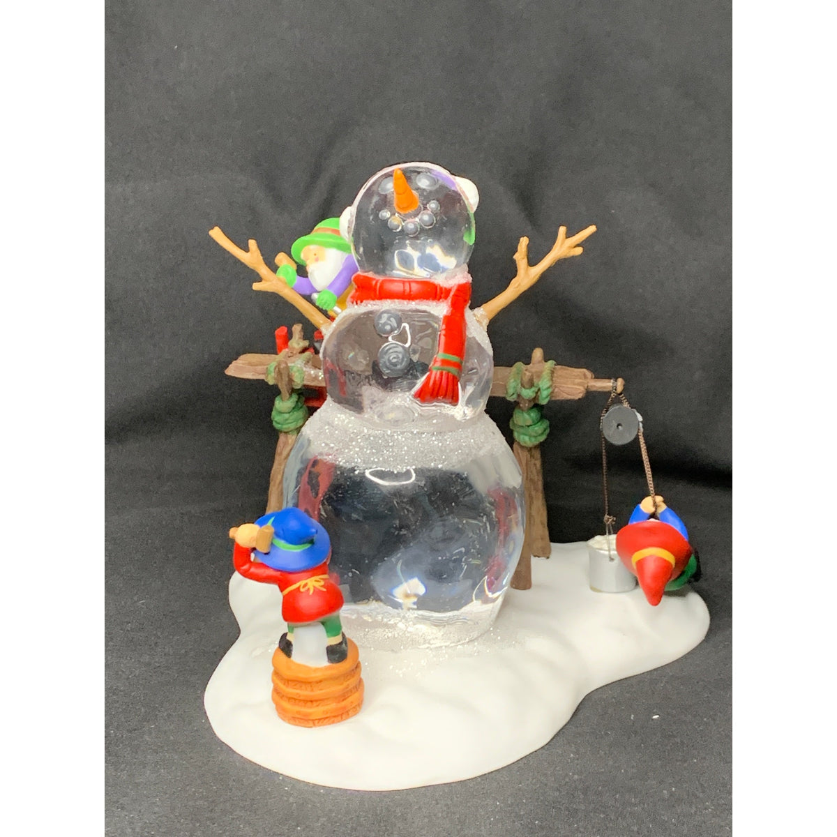 Dept 56 Kringle Street Snowman 56833 North Pole 2002 Limited Edition Box