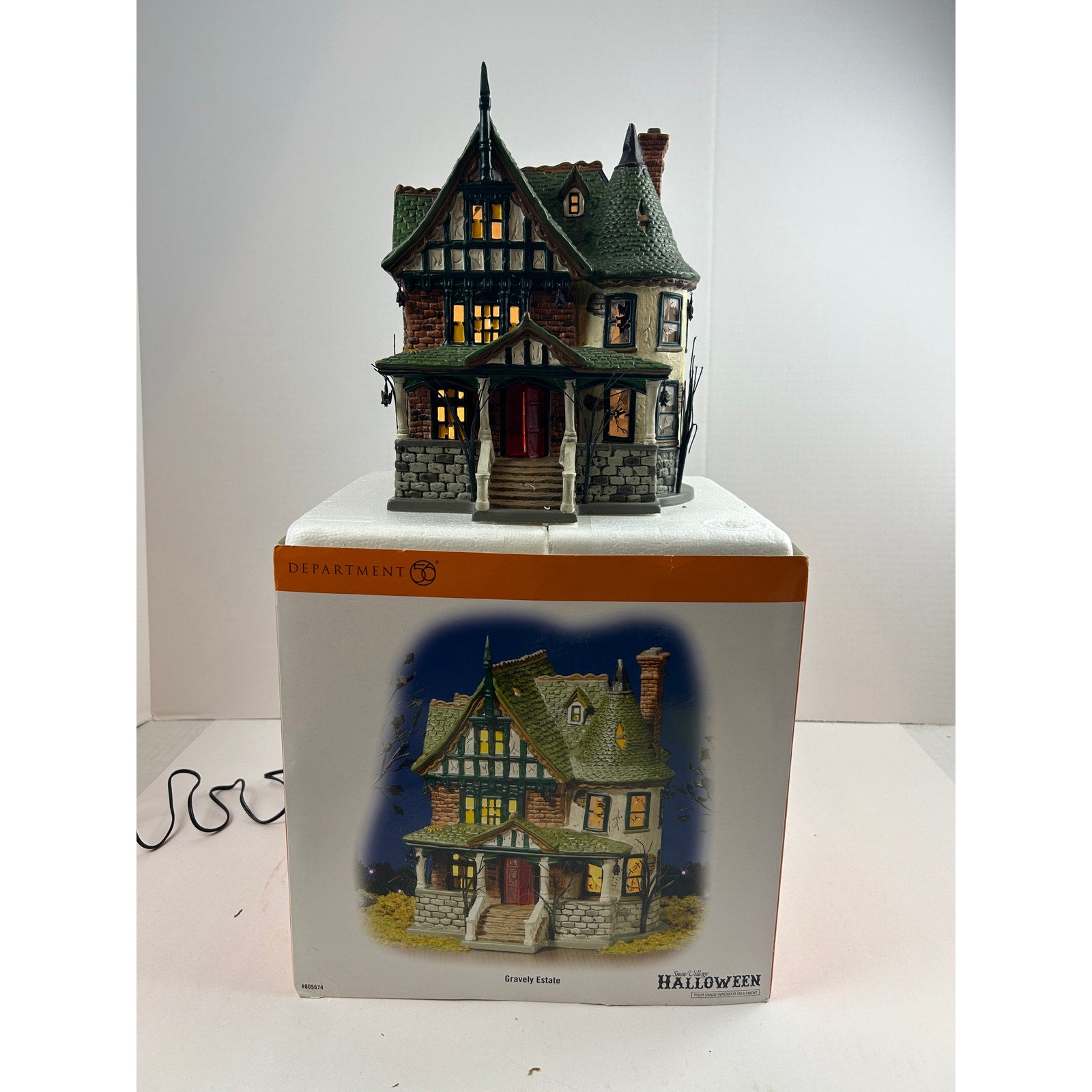 Dept 56 Gravely Estate 805674 Snow Village Halloween Lighted House Retired