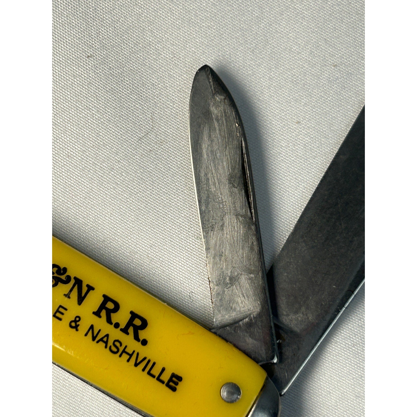Vintage L&N Railroad Advertising Pocket Knife Louisville Nashville Train