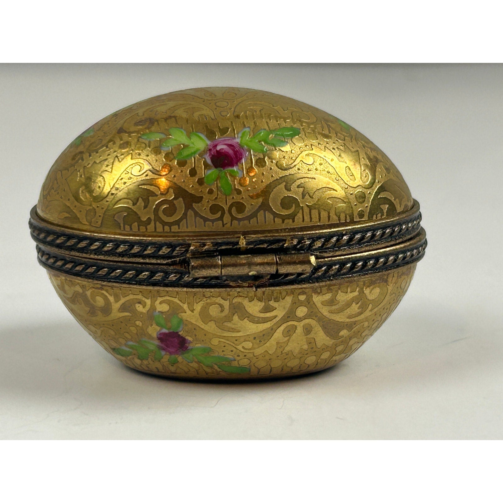 Limoges France Incrustation Trinket Box Hand Painted Roses Raised Gold Oval