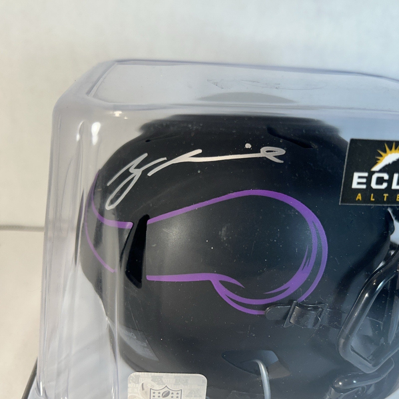 Za'Darius Smith Signed Minnesota Vikings Eclipse Mini Helmet (Authentic-Beckett)