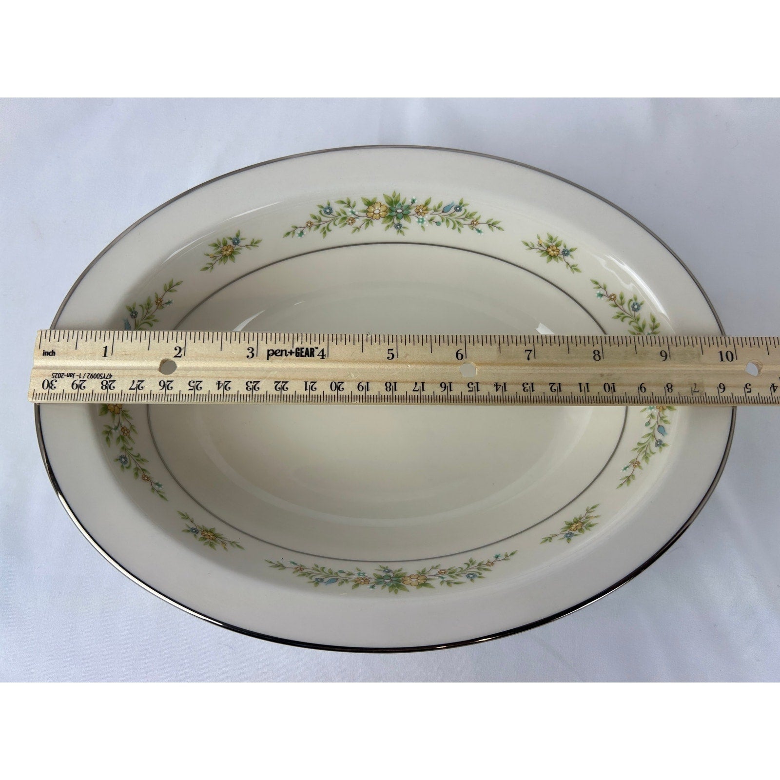 Noritake Christina 7056 Oval Vegetable Serving Bowl 12 Inch Ivory China