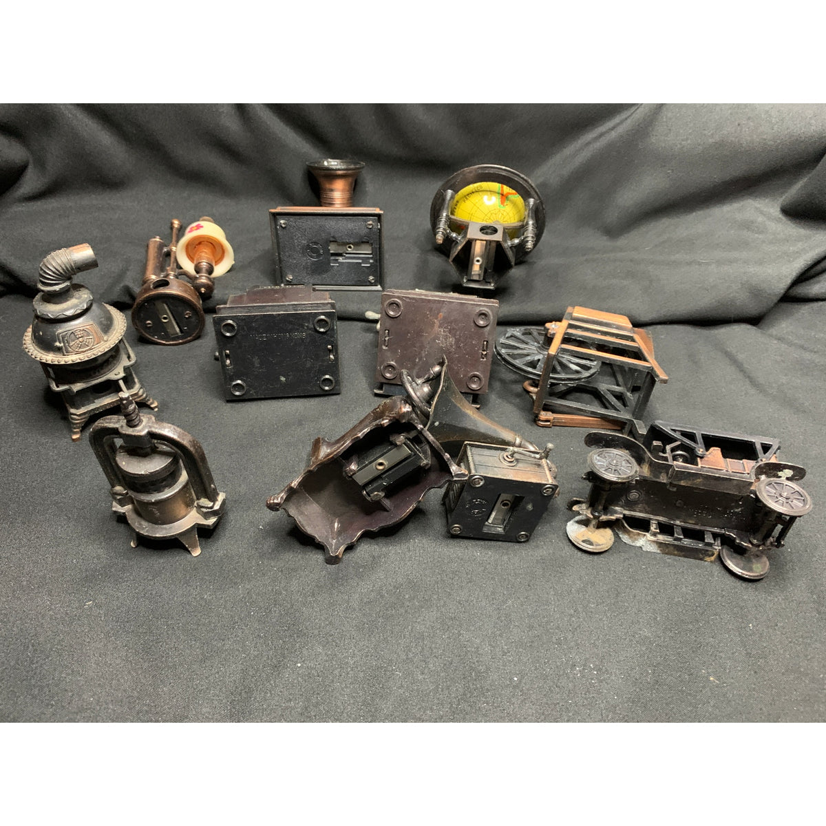 Vintage Metal Pencil Sharpeners Lot of 11 Hong Kong China Moving Parts
