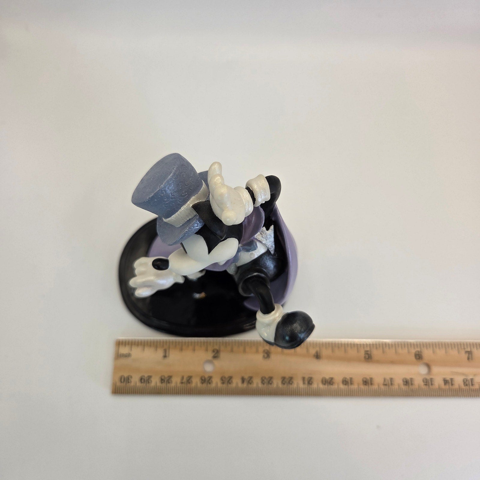Disney Enesco Mickey Mouse “You’re The Tops!” Figurine #266671 4.75"