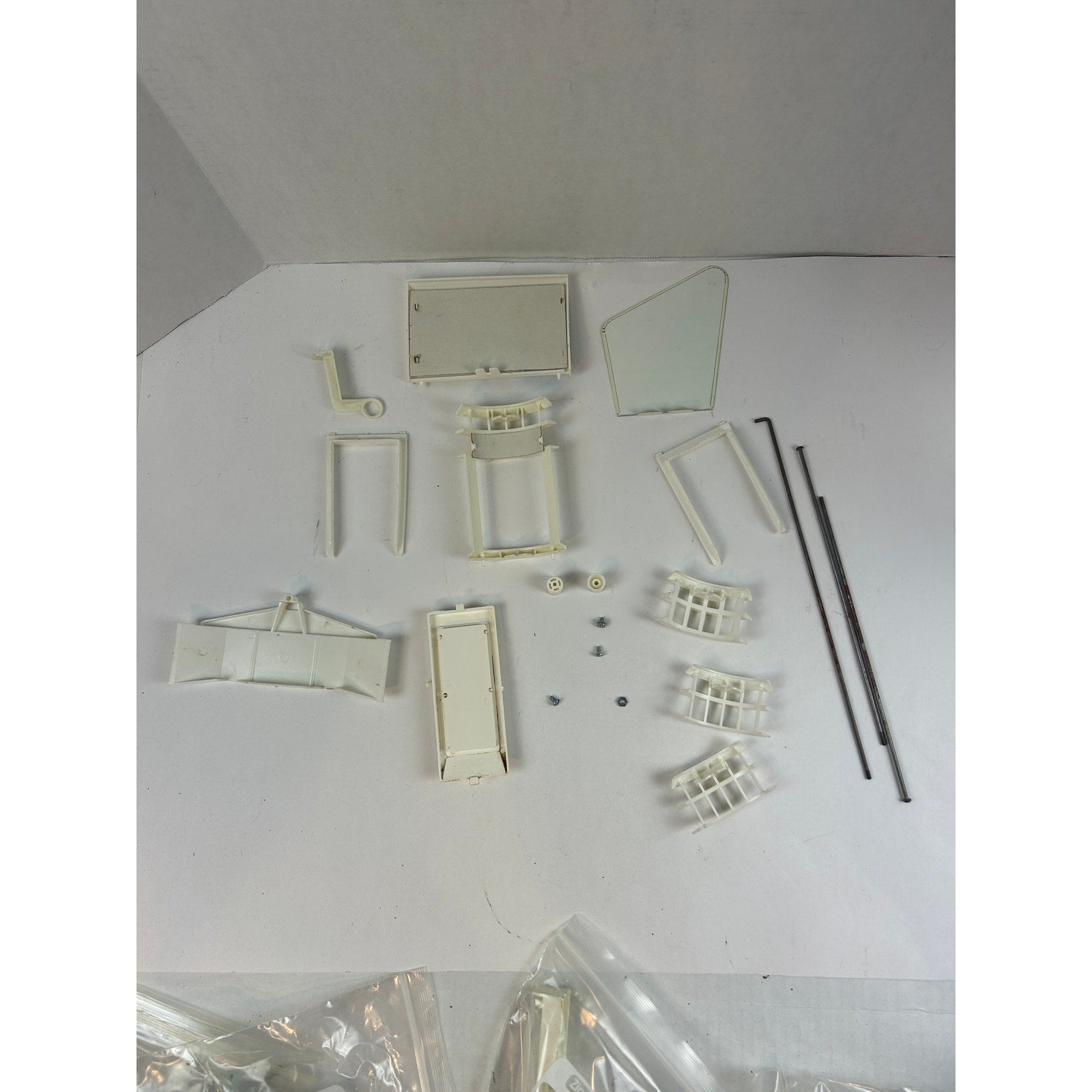 Vintage 1960s Brumberger Tri‑Level Service Station Steel Construction Set w/ Box