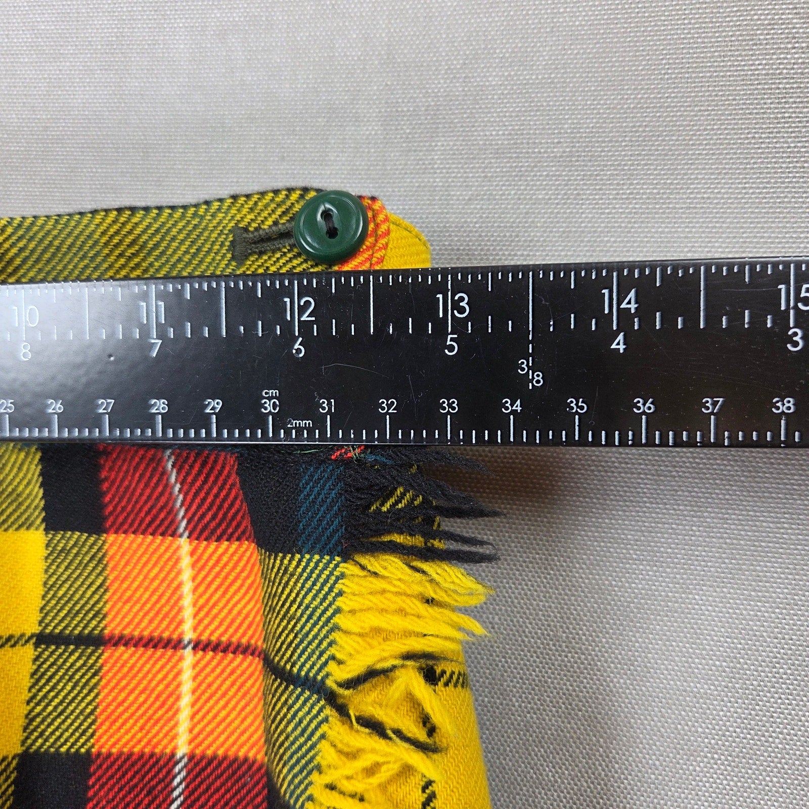 Pedigree Vintage Pure Wool Tartan Wrap Kilt Skirt 26" Waist Made England