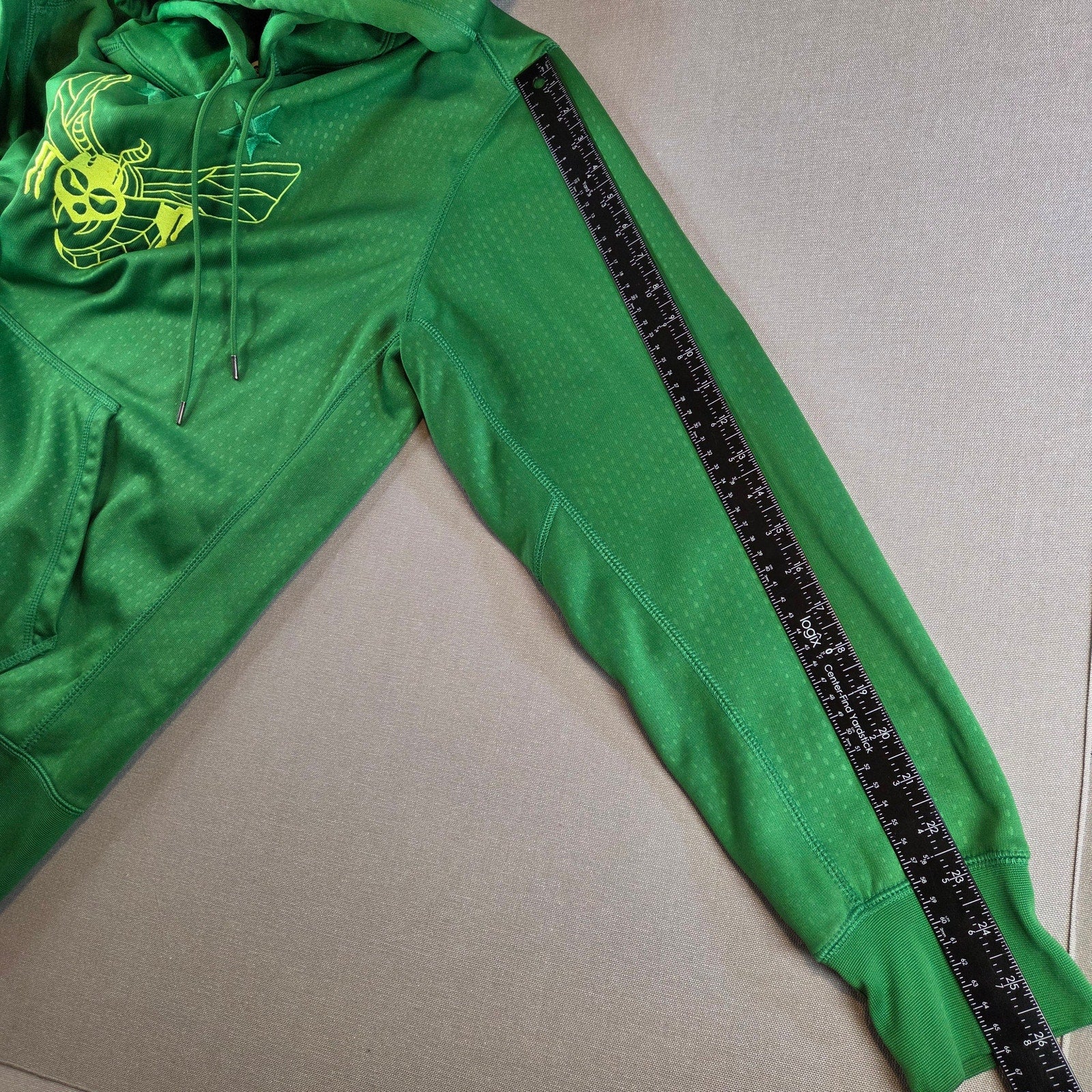 Nike Therma-Fit Hoodie XL Green Rare Graphic Insect Skull Logo Pullover